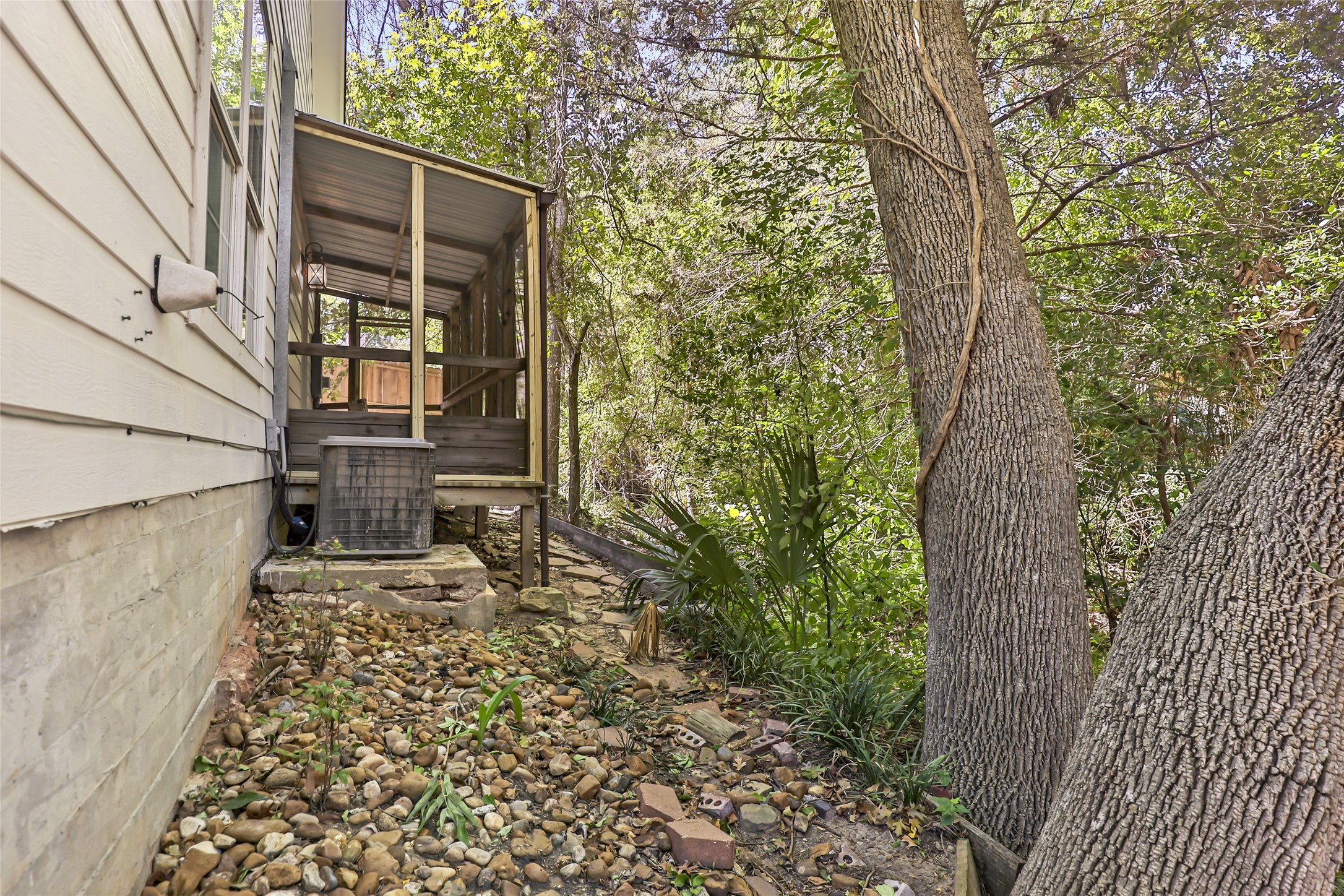 108 Harbour Town Circle, Conroe, TX 77356 108 Harbour Town Circle, Conroe, TX 77356