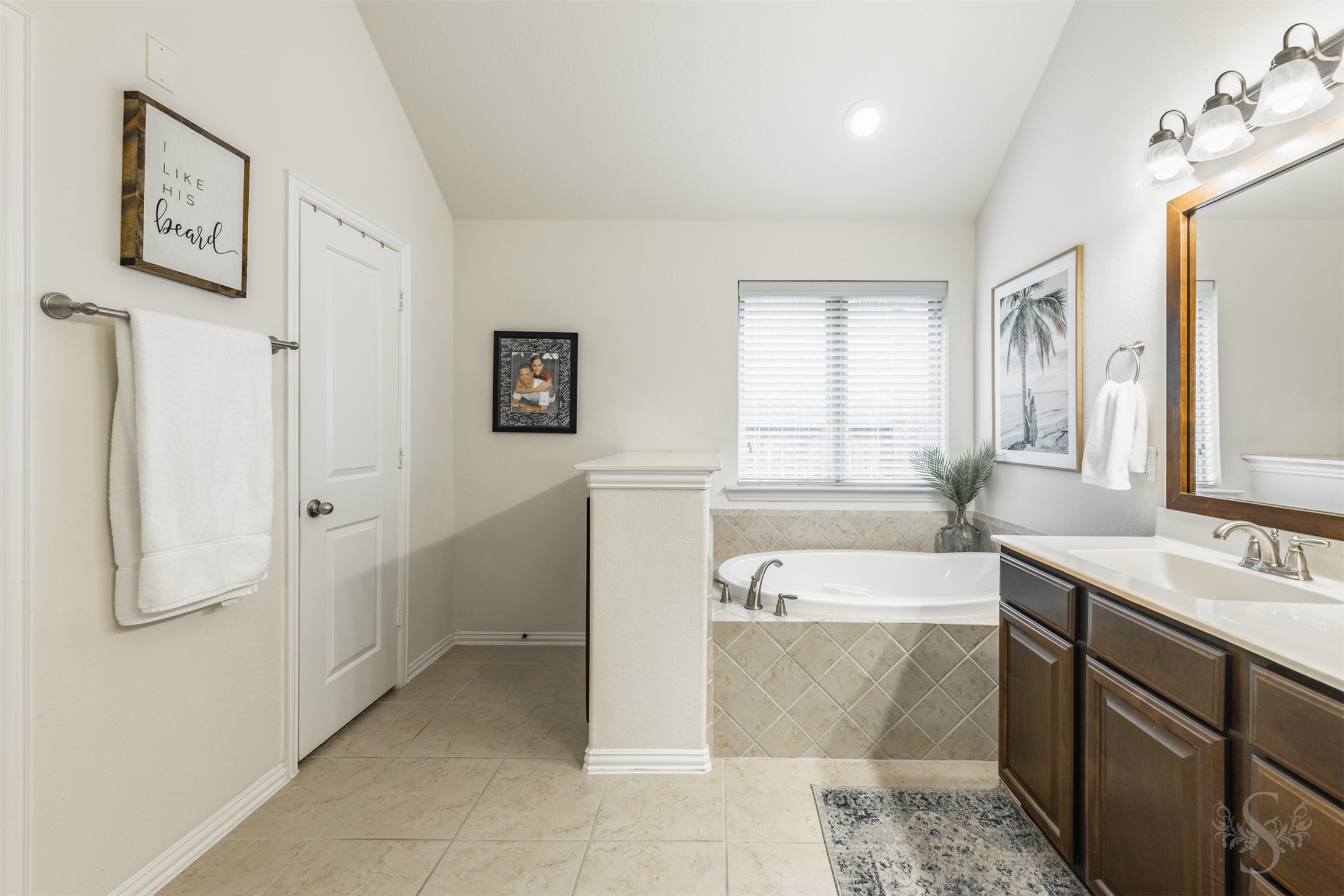 Photos include both previously furnished rooms and the homes current vacant condition to help buyers visualize the space and layout.
