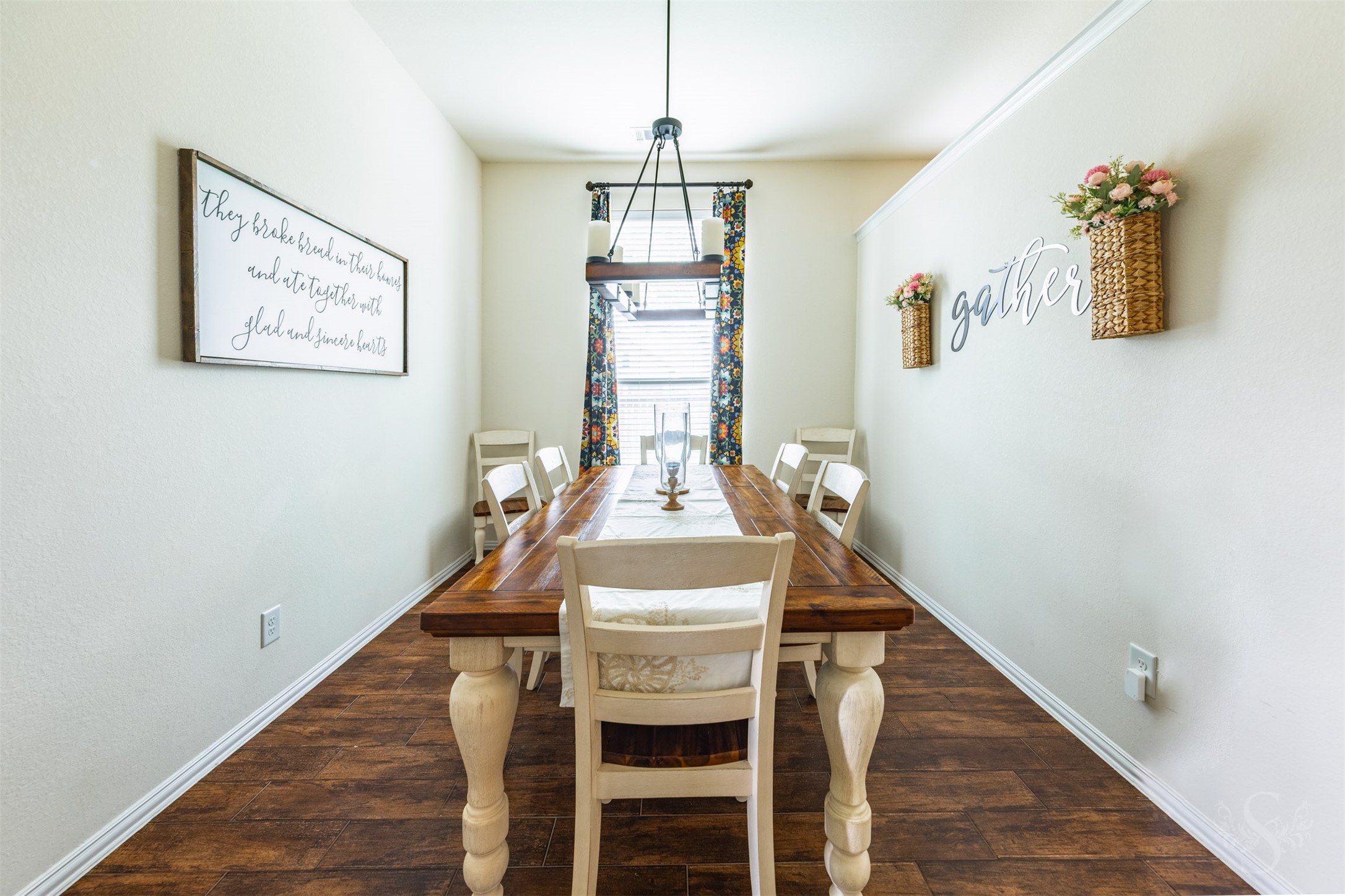 Photos include both previously furnished rooms and the homes current vacant condition to help buyers visualize the space and layout.