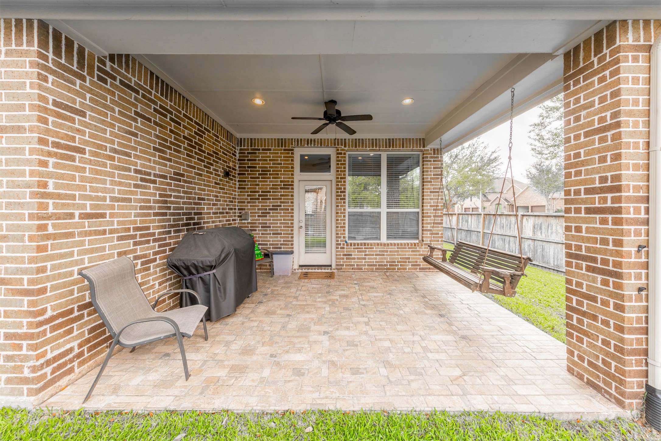 6003 Hedgepark Drive, Richmond, TX 77407