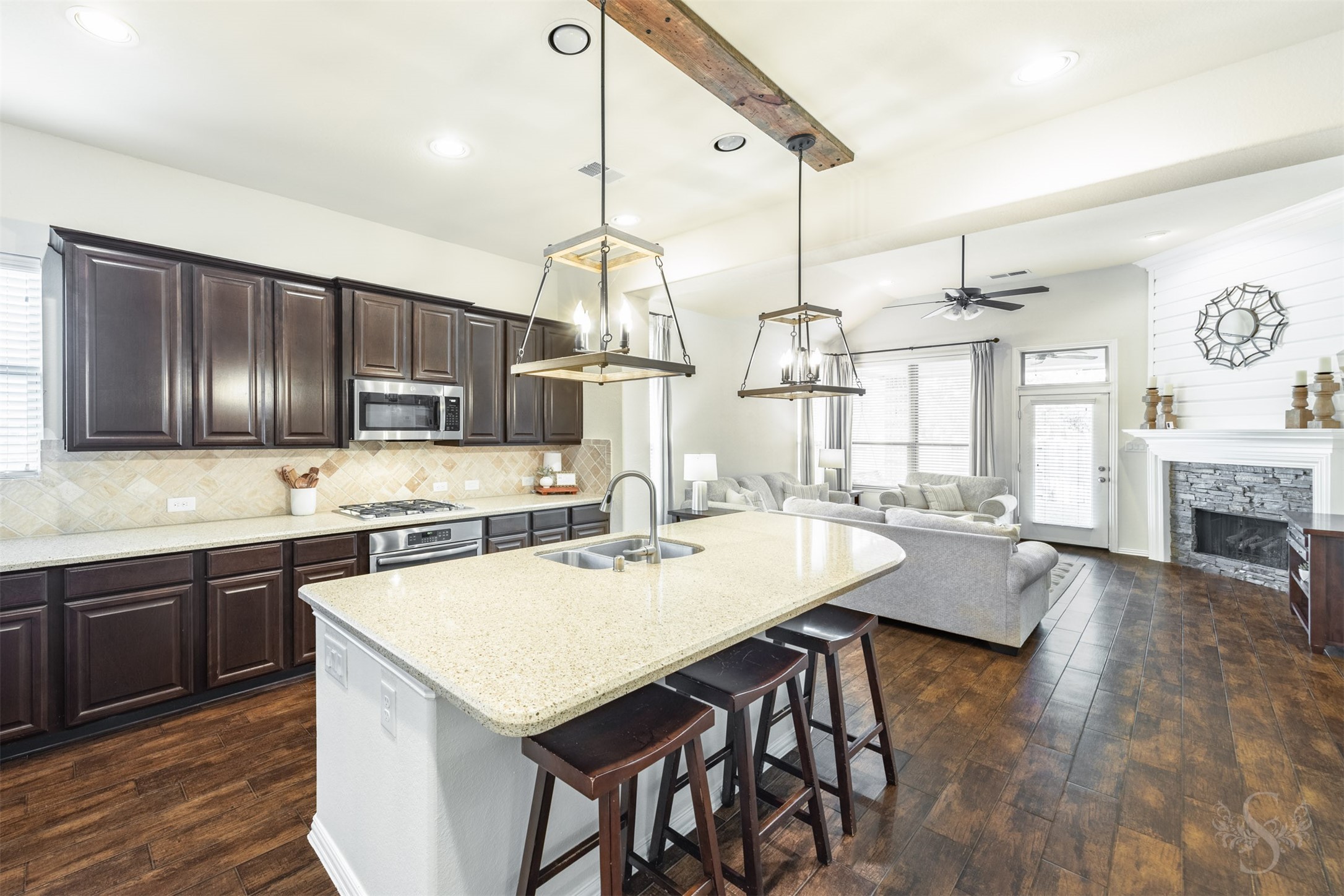 Photos include both previously furnished rooms and the homes current vacant condition to help buyers visualize the space and layout.