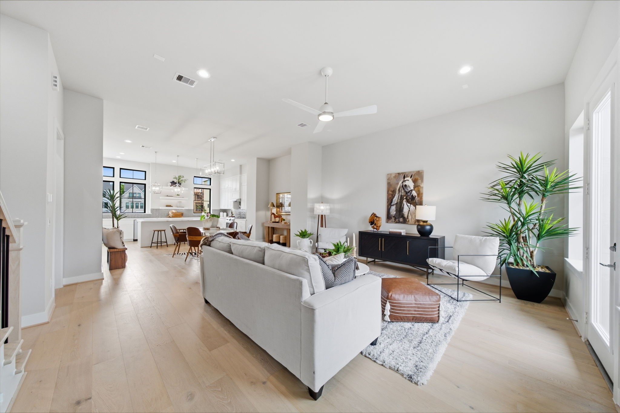 1715 Bologna Lane, Houston, TX 77055
