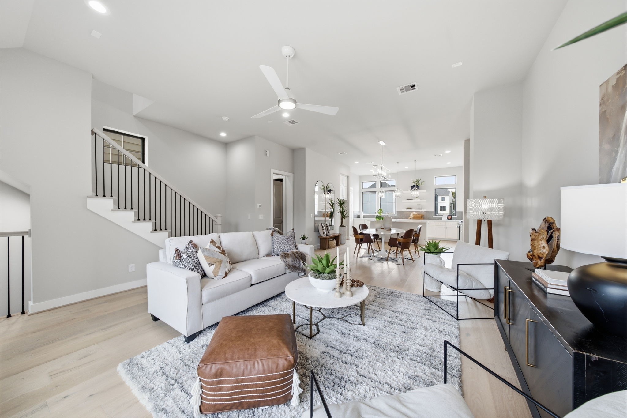 1715 Bologna Lane, Houston, TX 77055