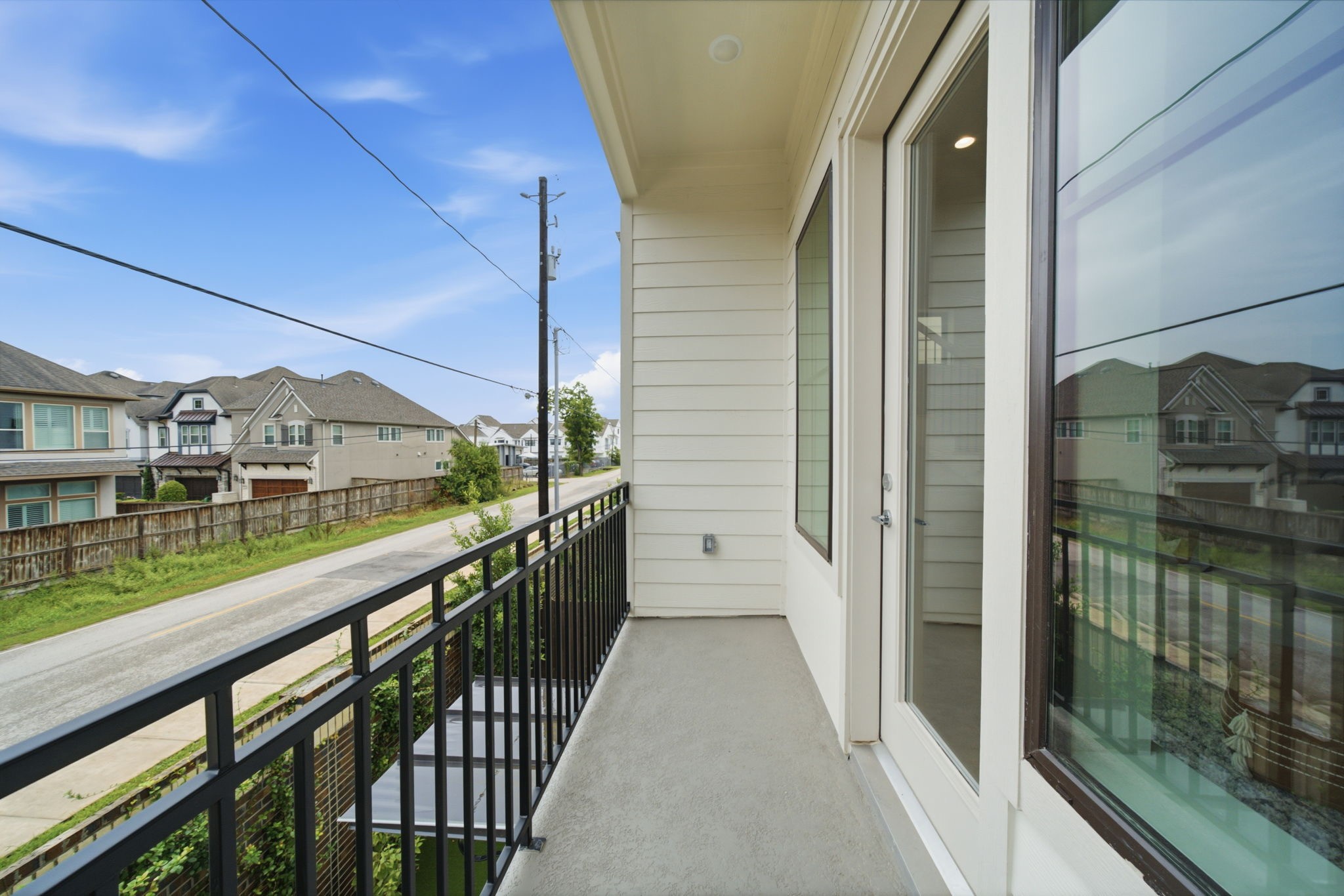 1715 Bologna Lane, Houston, TX 77055
