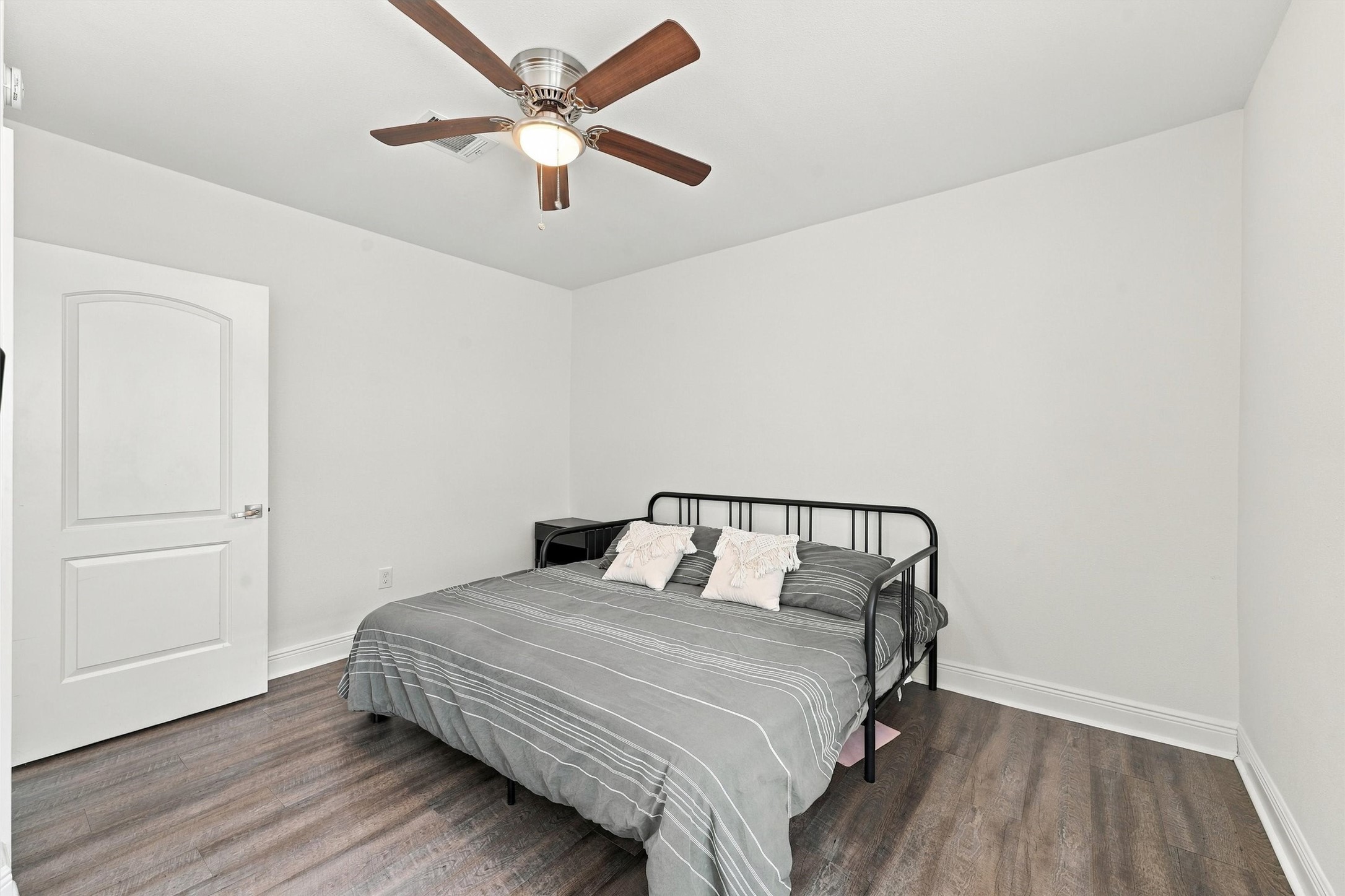1614 Fulton Street, Houston, TX 77009