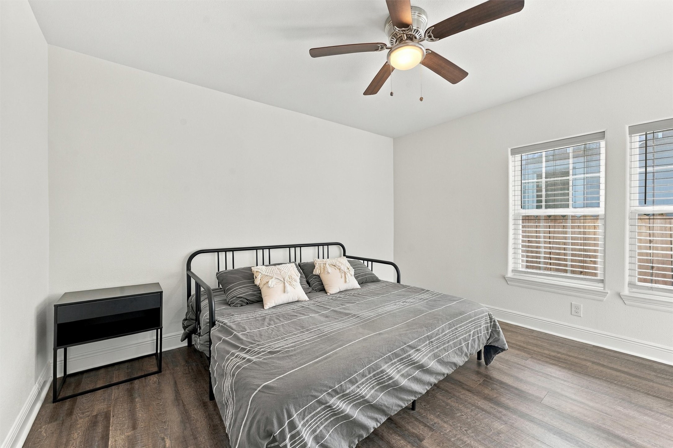 1614 Fulton Street, Houston, TX 77009