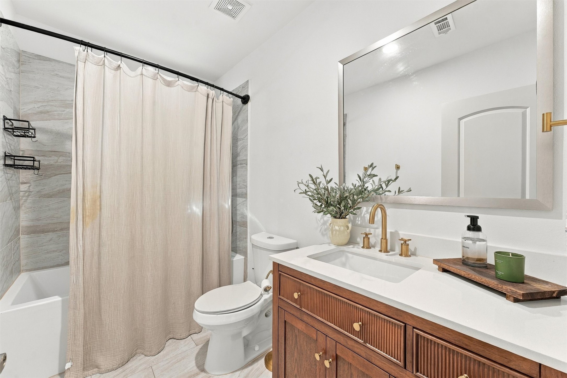 1614 Fulton Street, Houston, TX 77009