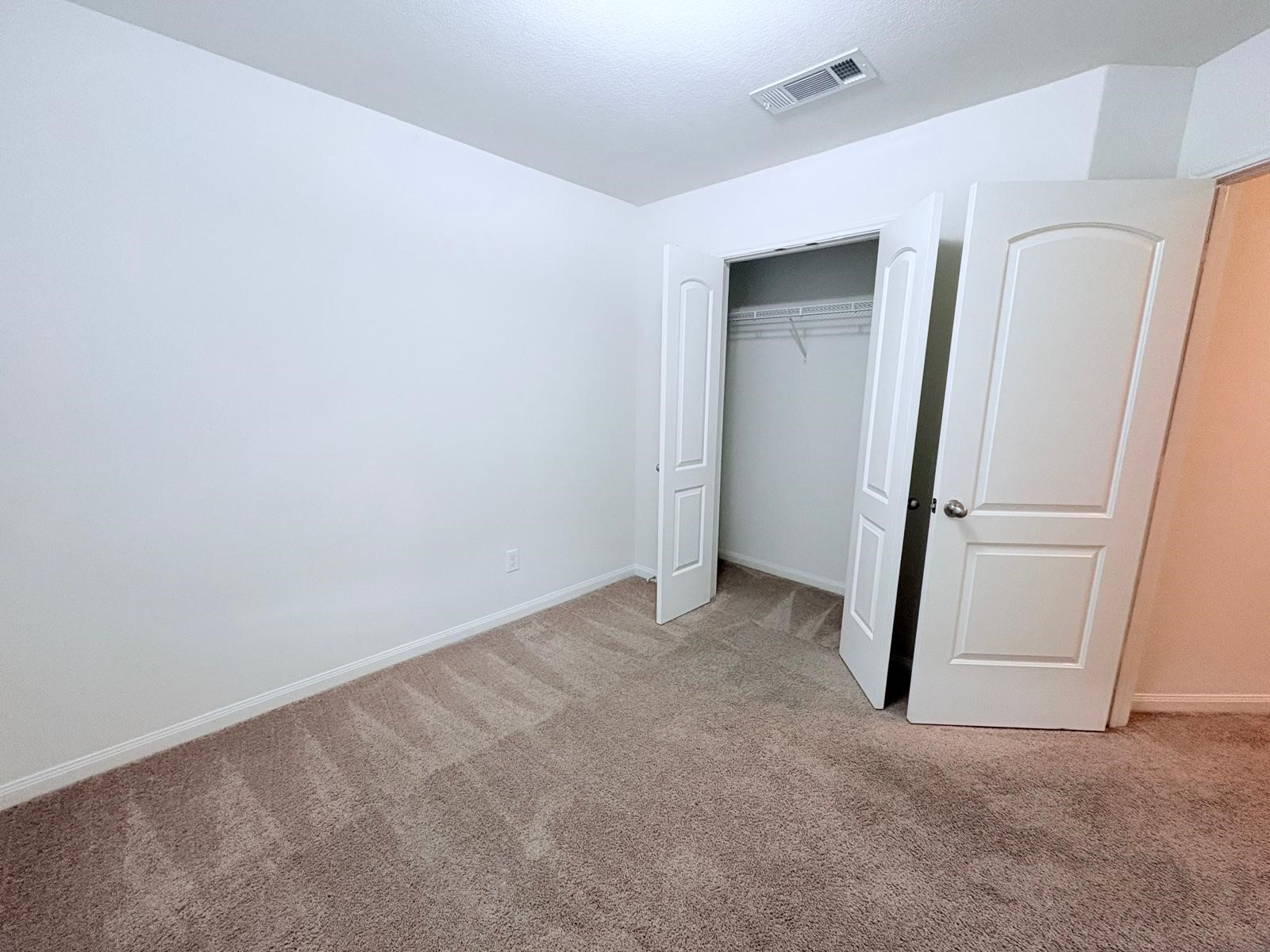 9406 Gold Mountain Drive, Rosharon, TX 77583