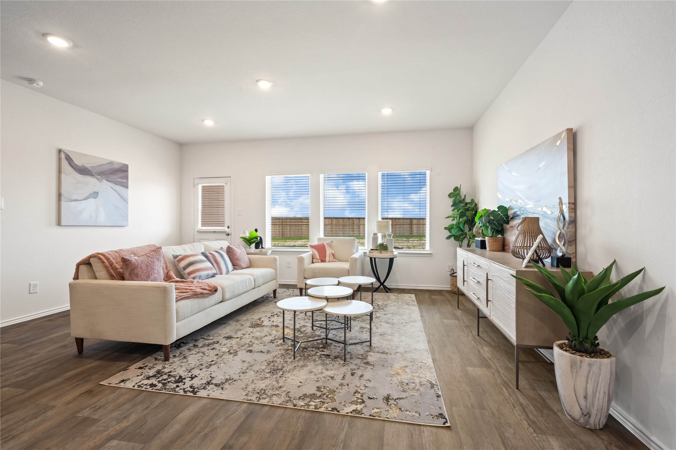 *Images and 3D tour are for illustration only and options may vary from home as built.