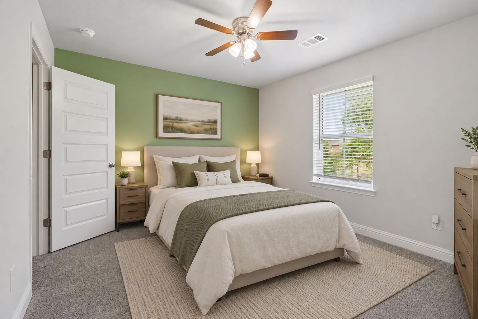 10 Gemstone Court, Angleton, TX 77515