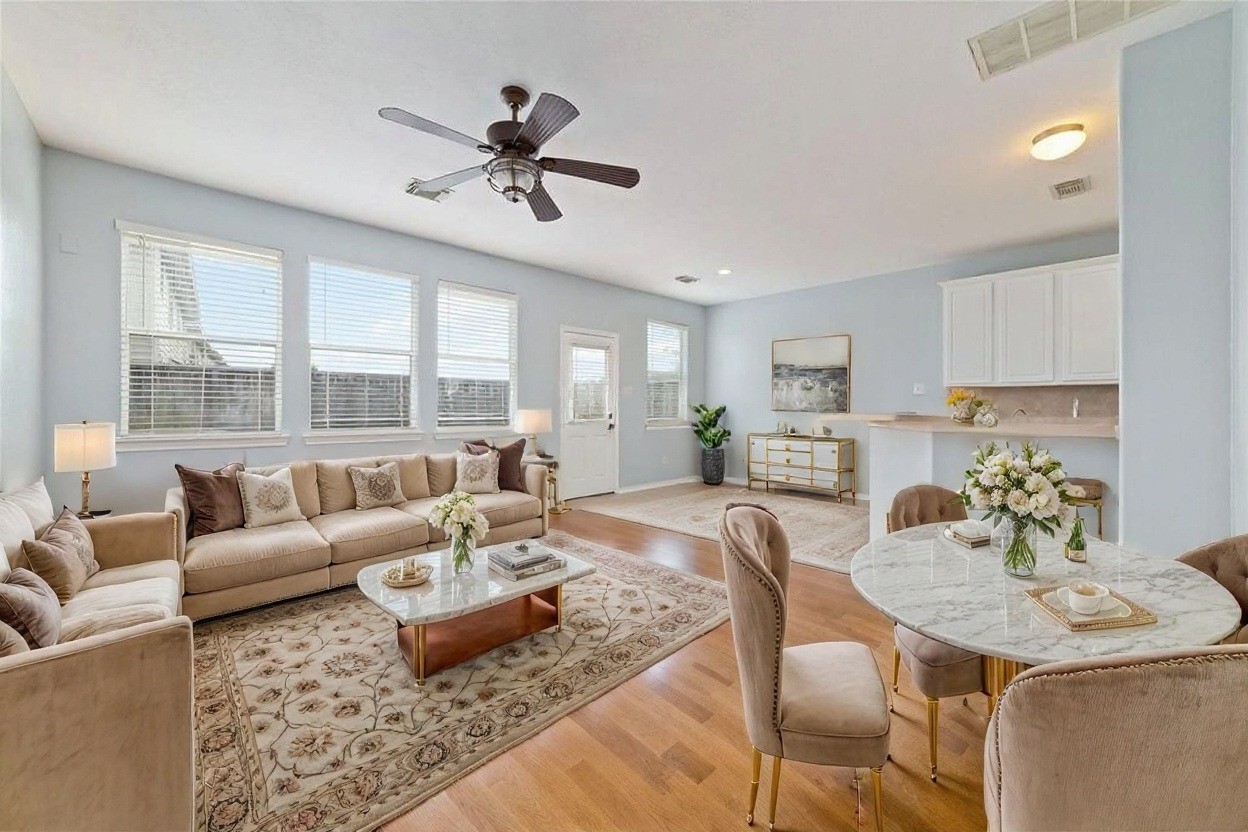 8734 Rainglen Lane, Houston, TX 77044 8734 Rainglen Lane, Houston, TX 77044