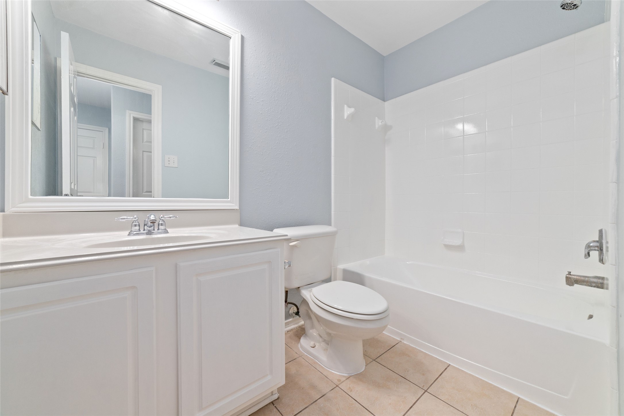 8734 Rainglen Lane, Houston, TX 77044