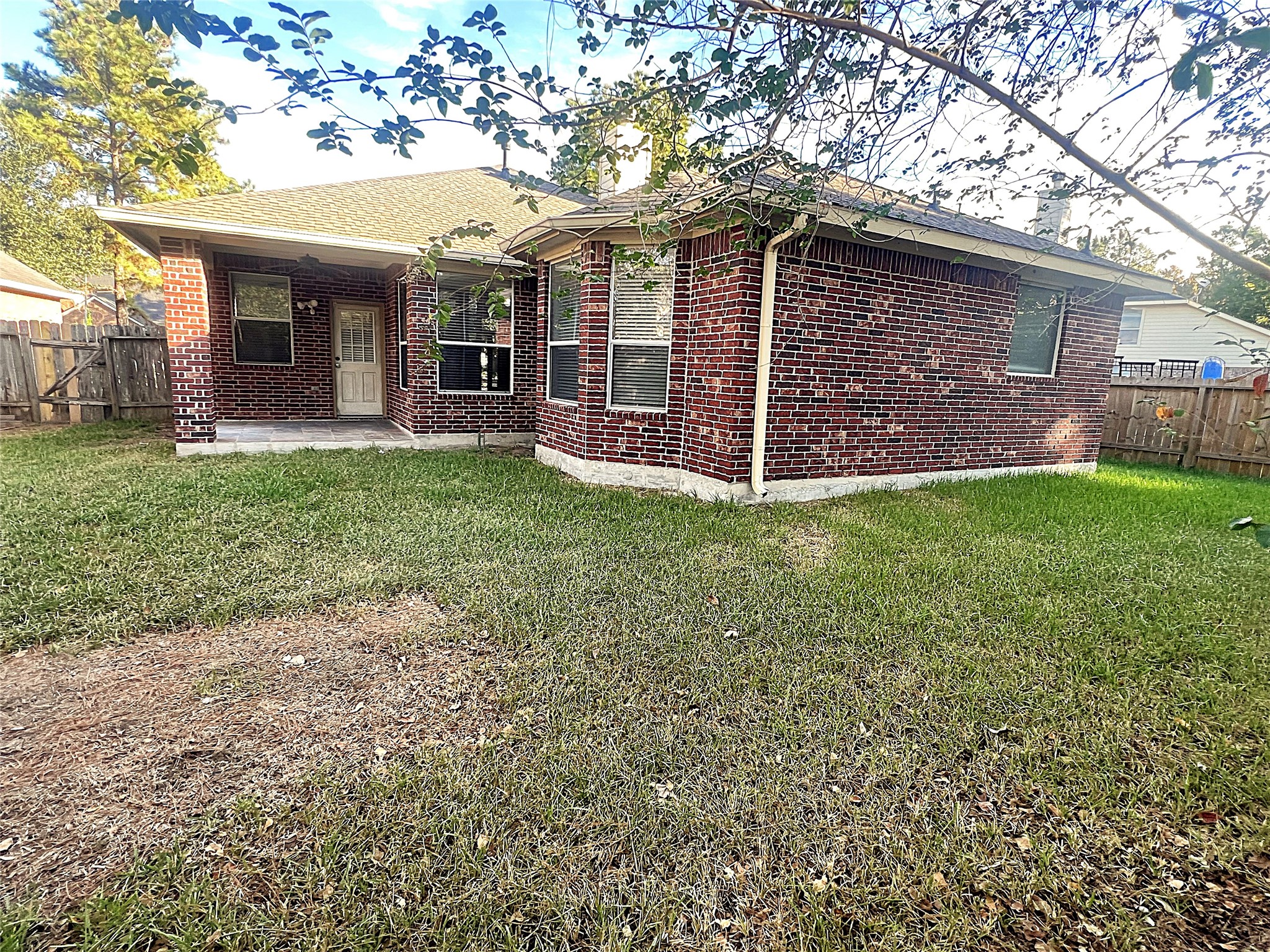 17414 Durham Ridge Lane, Humble, TX 77346