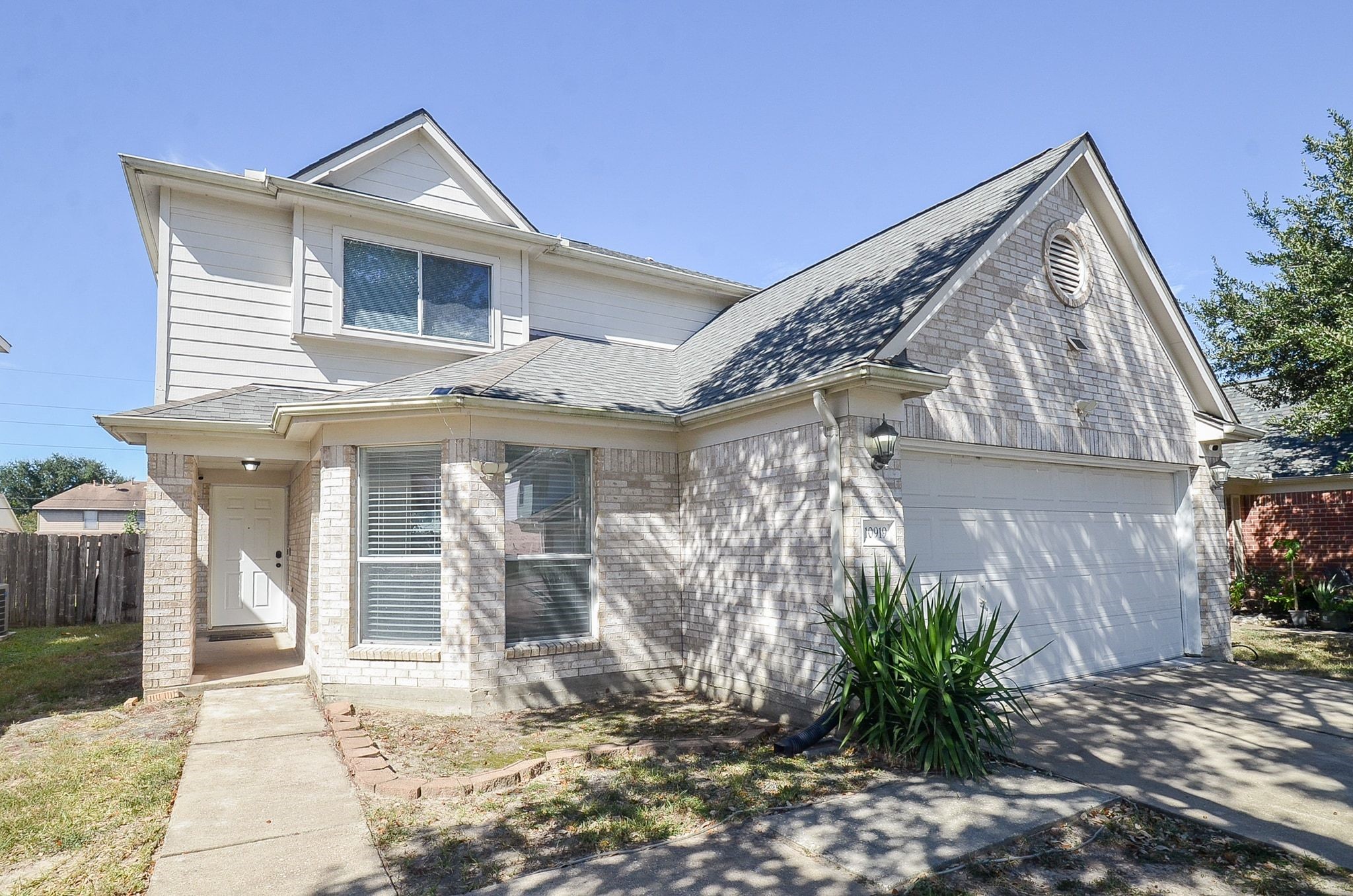 10919 Maple Bough Lane, Houston, TX 77067