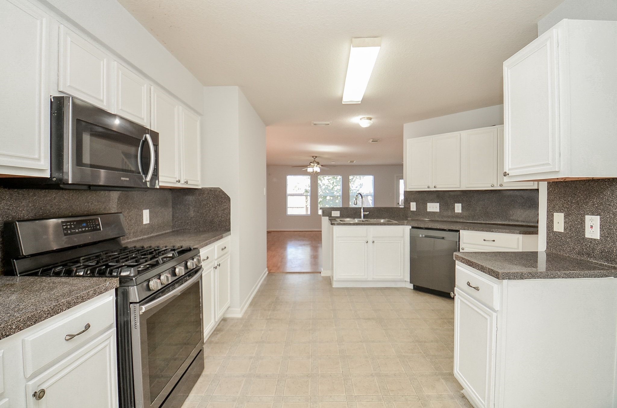 10919 Maple Bough Lane, Houston, TX 77067