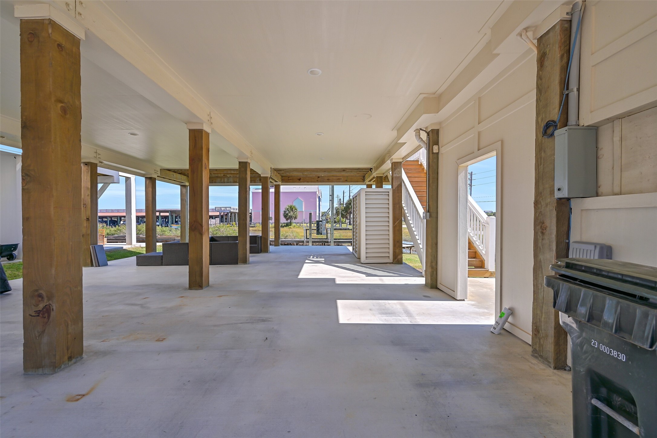 3627 Niko Court, Galveston, TX 77554
