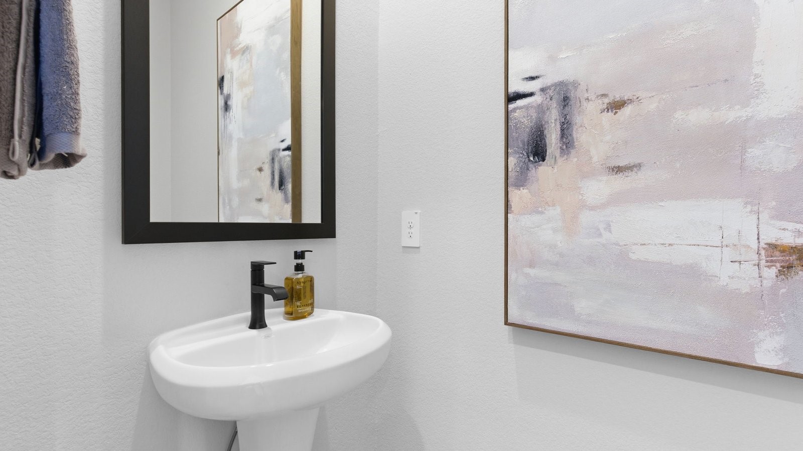 The decorate half bathroom downstairs for visiting guests