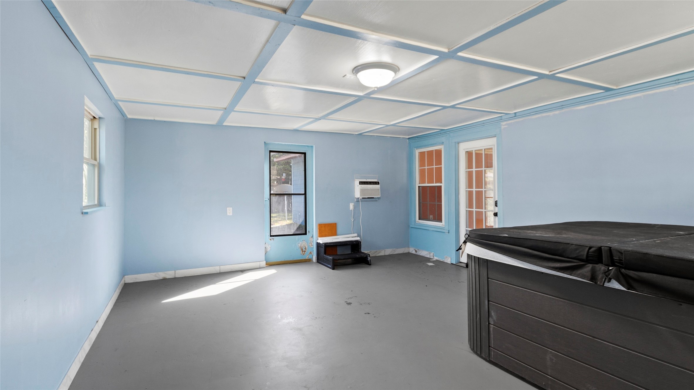 107 BONITA Avenue, Galveston, TX 77550