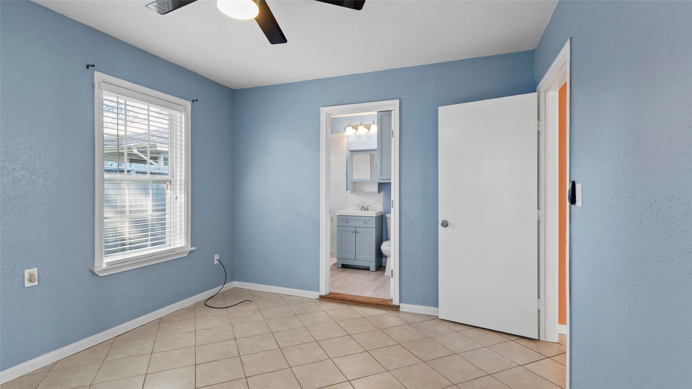107 BONITA Avenue, Galveston, TX 77550