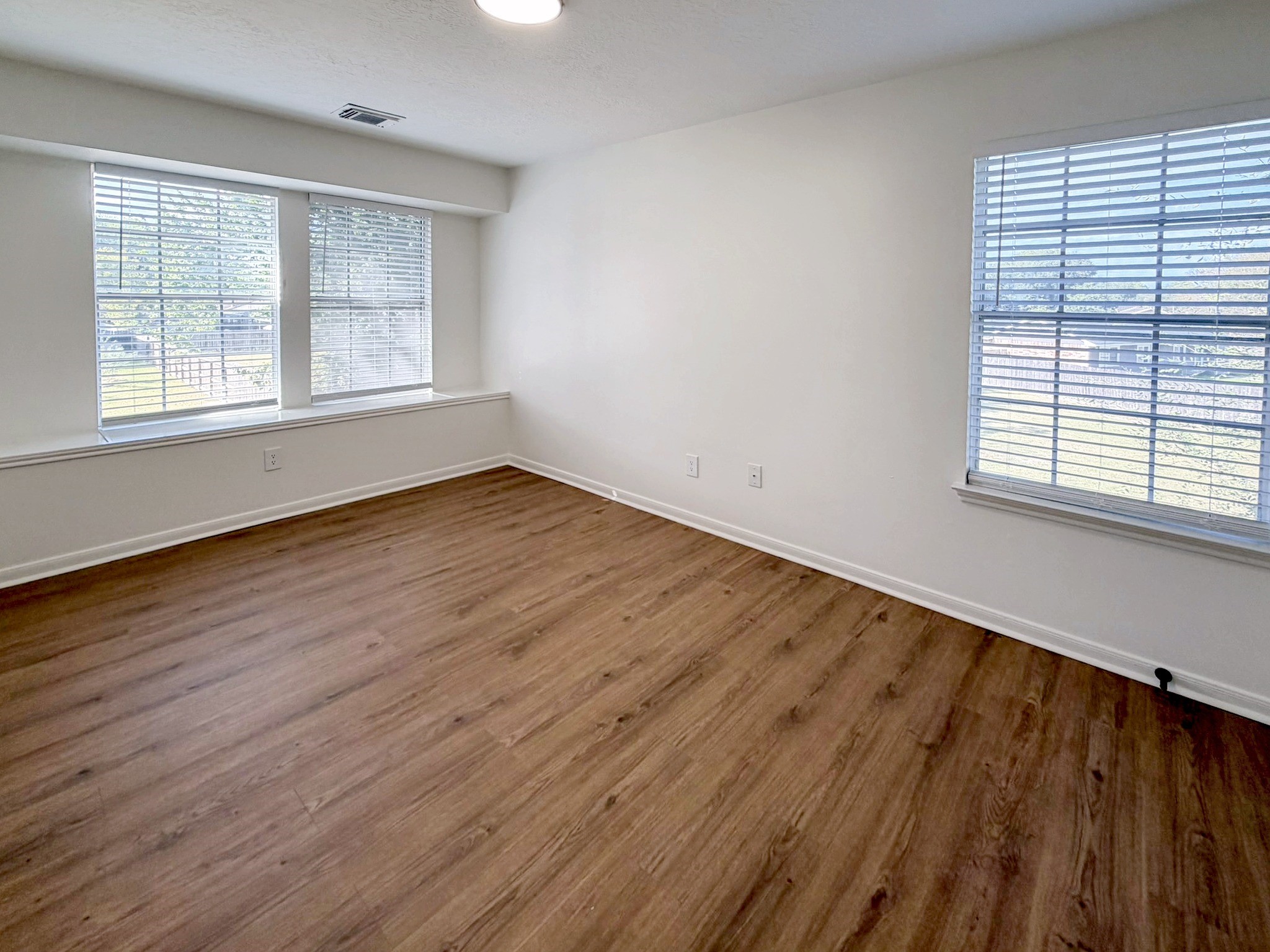 2002 Monticello Court, League City, TX 77573