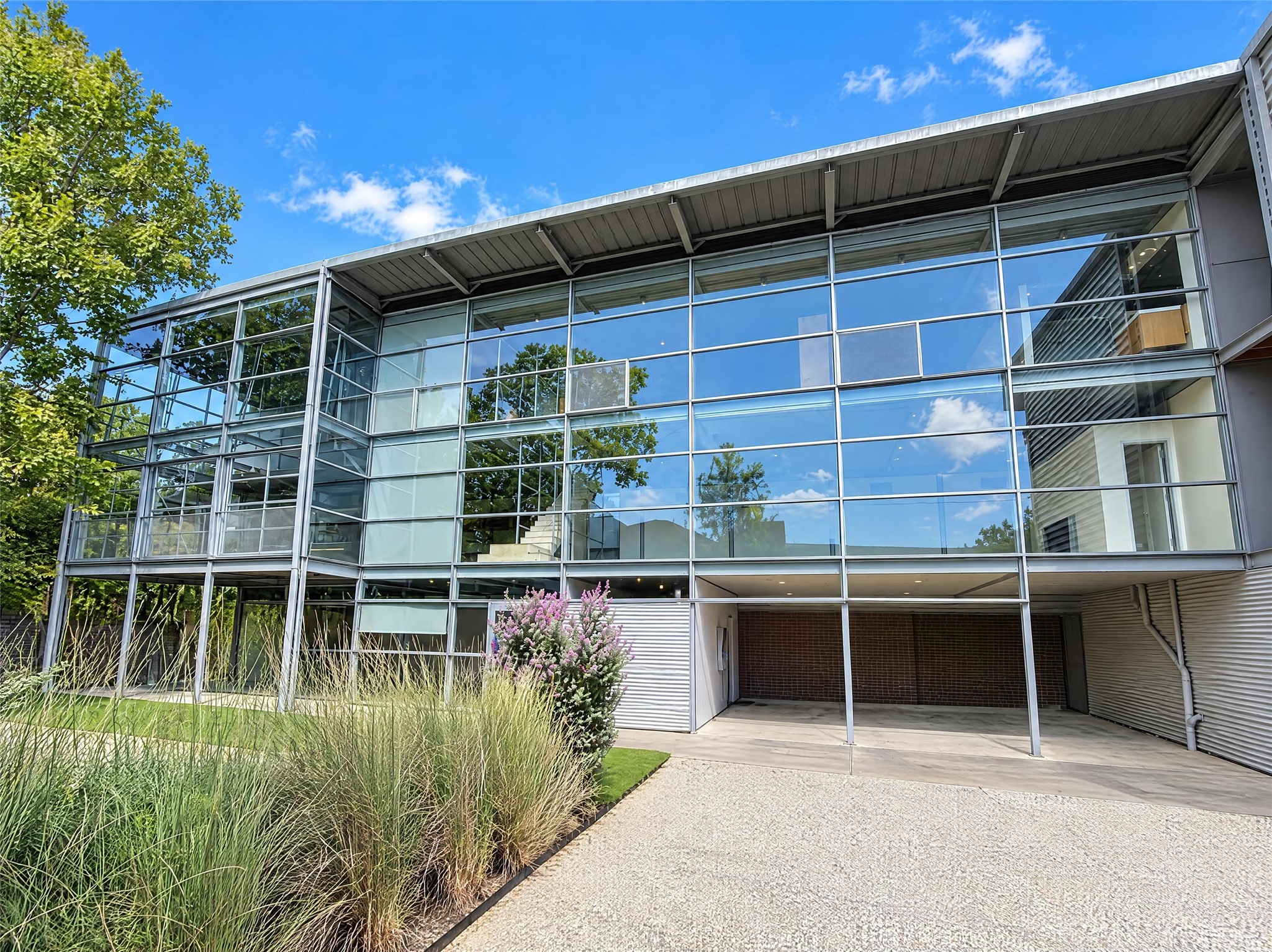 4710 Yoakum Boulevard, Houston, TX 77006 4710 Yoakum Boulevard, Houston, TX 77006