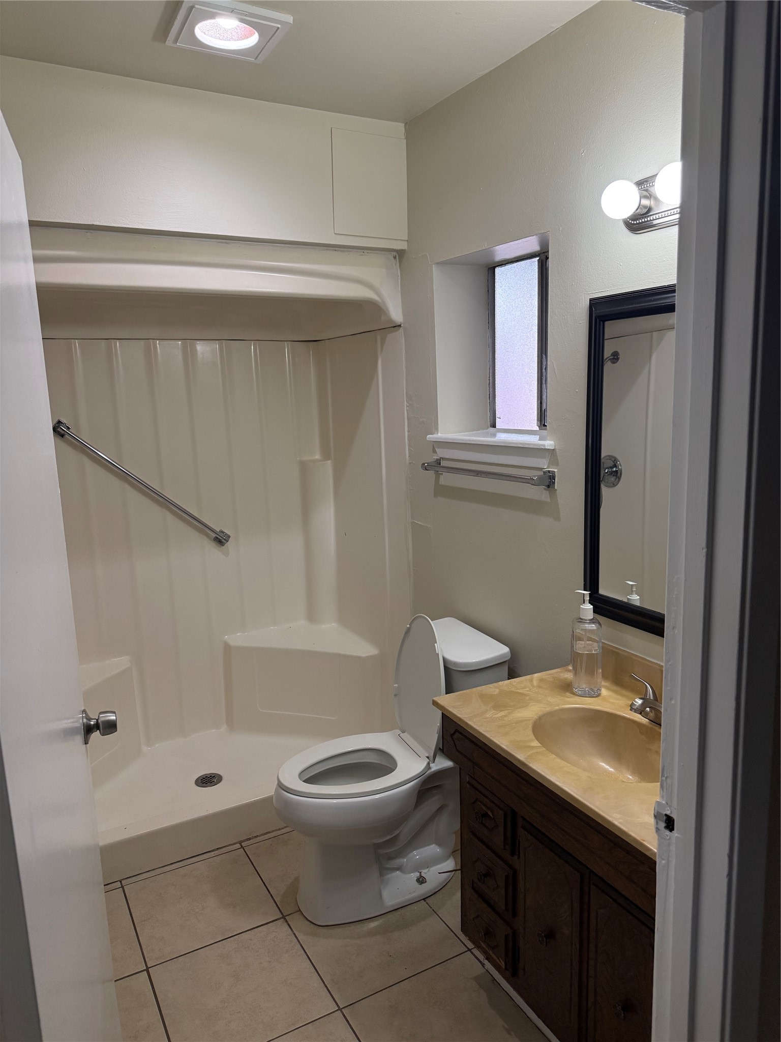 829 Oak Street, #A, Houston, TX 77018