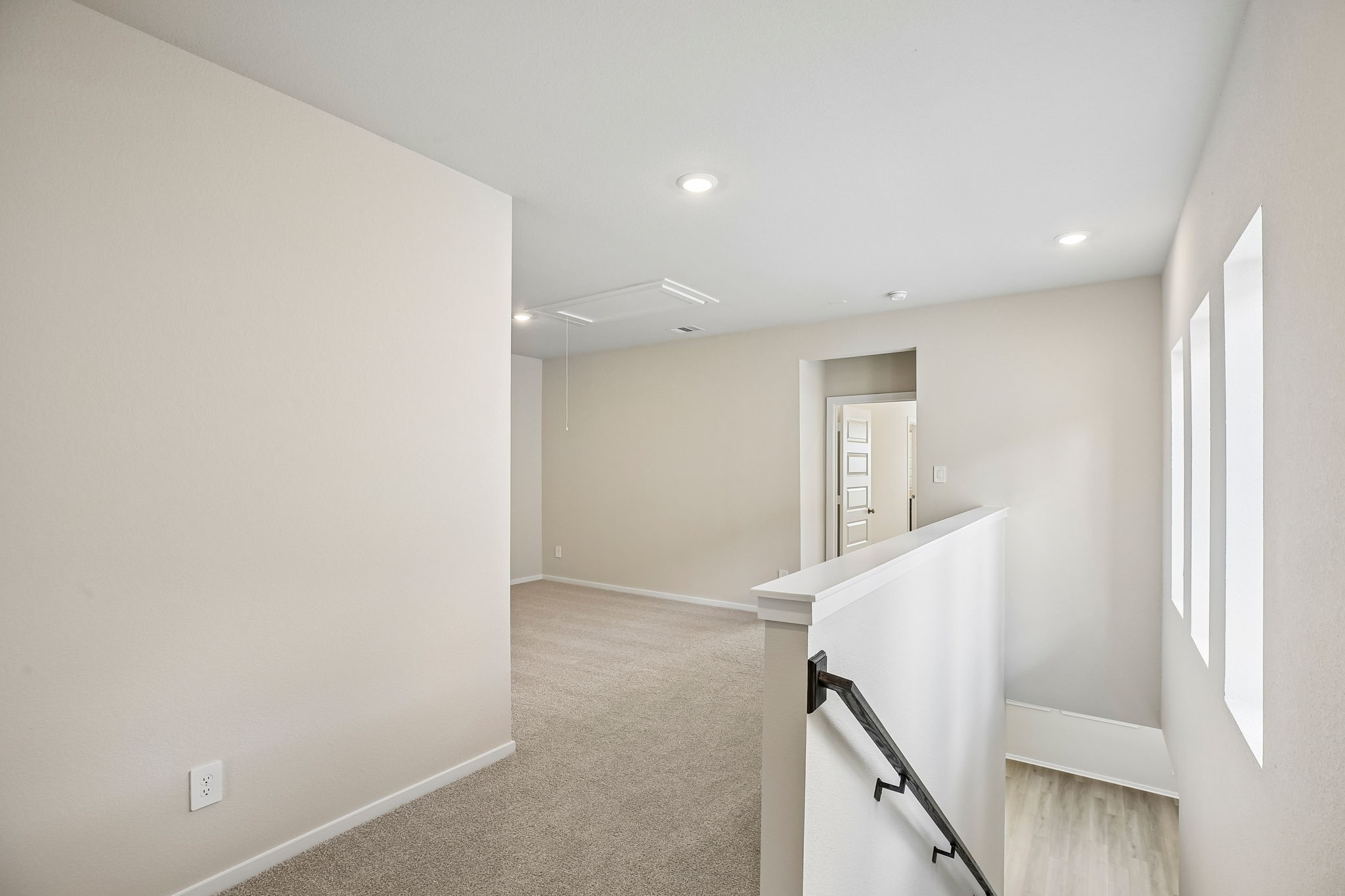 Photo is not of the actual home, but is an inspirational photo of the builder's model and may depict options, furnishings, and/or decorator features that are not included.