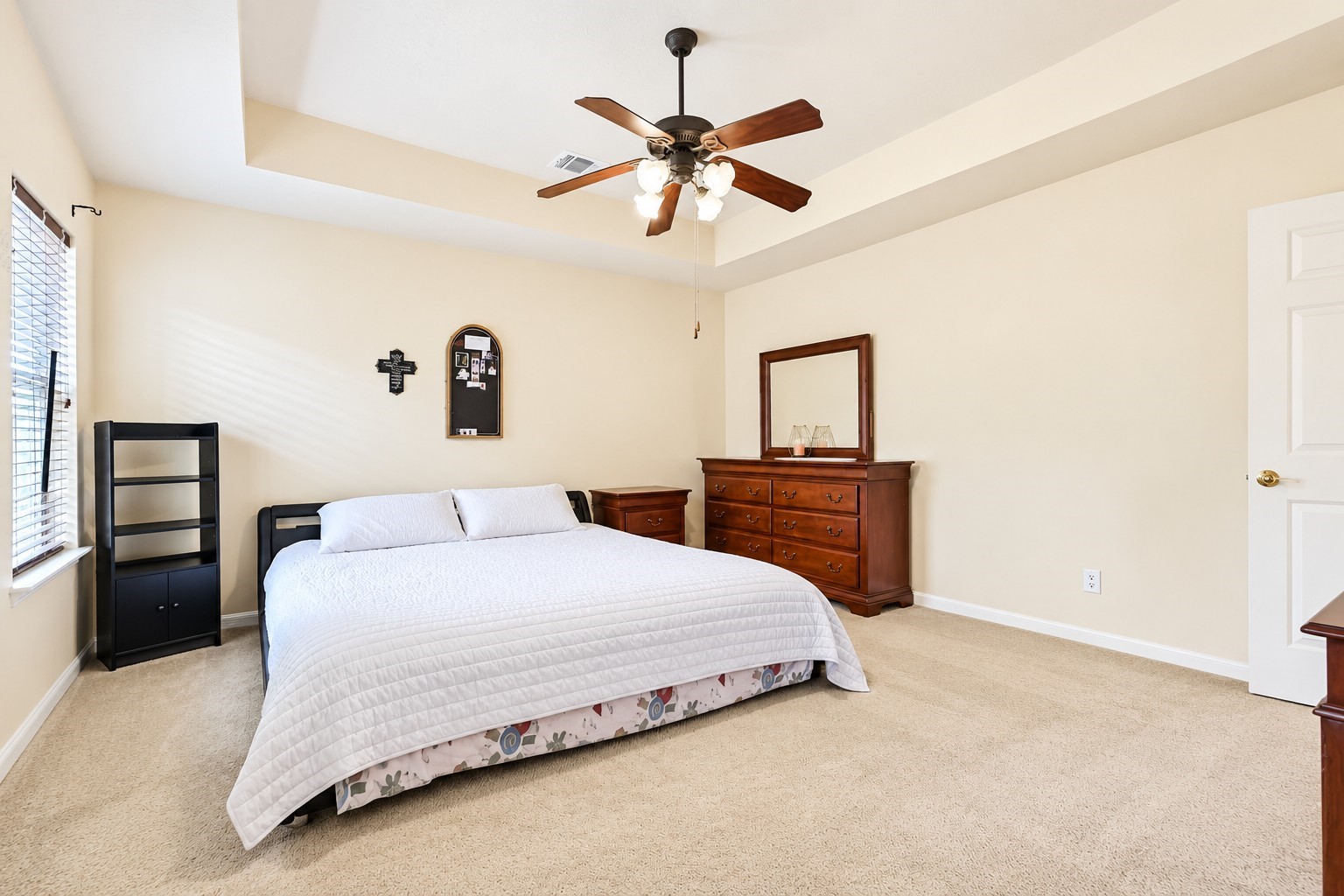 880 Shoal Pointe Lane, League City, TX 77573