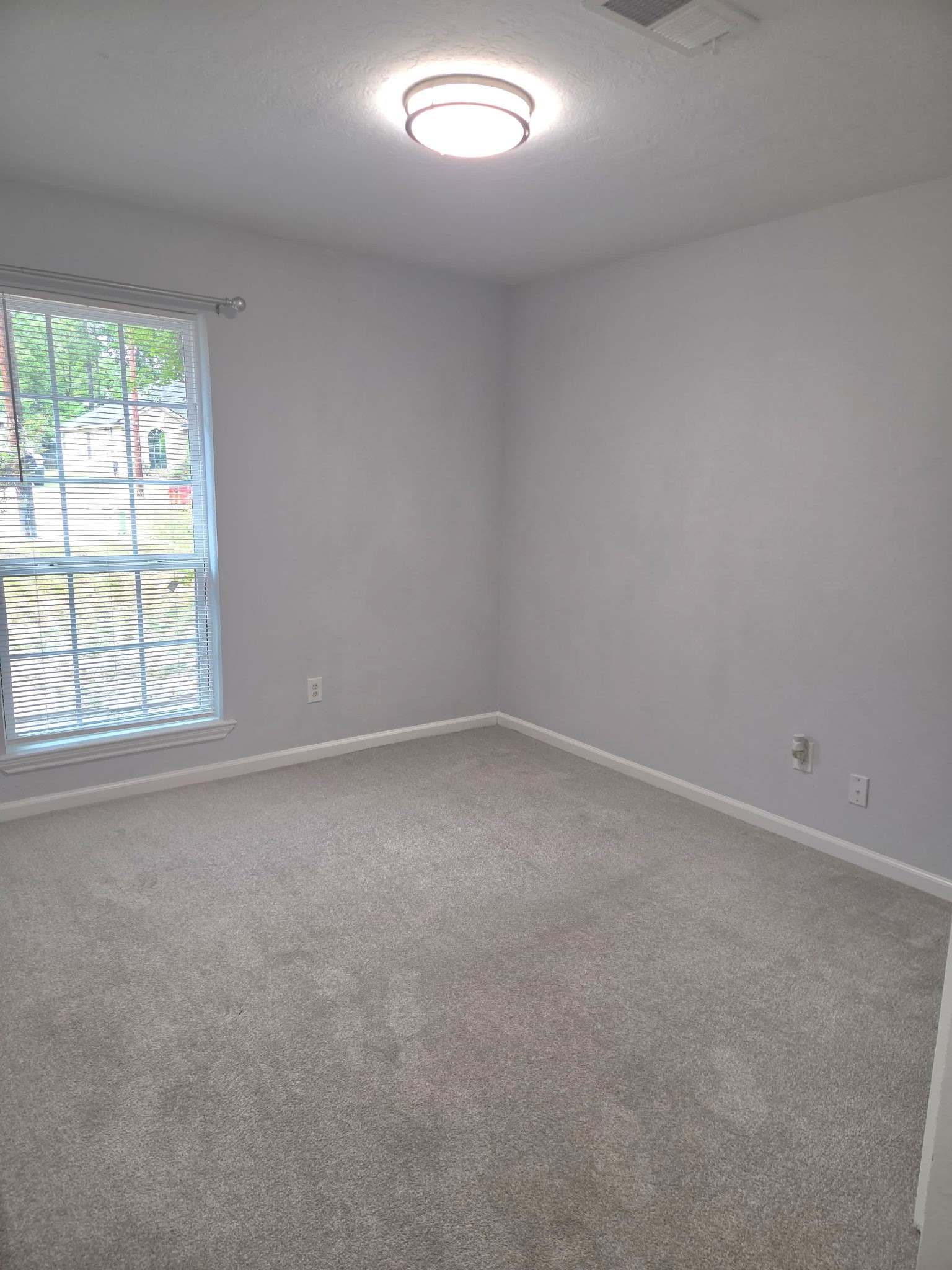 116 Oakmont Drive, Conroe, TX 77301
