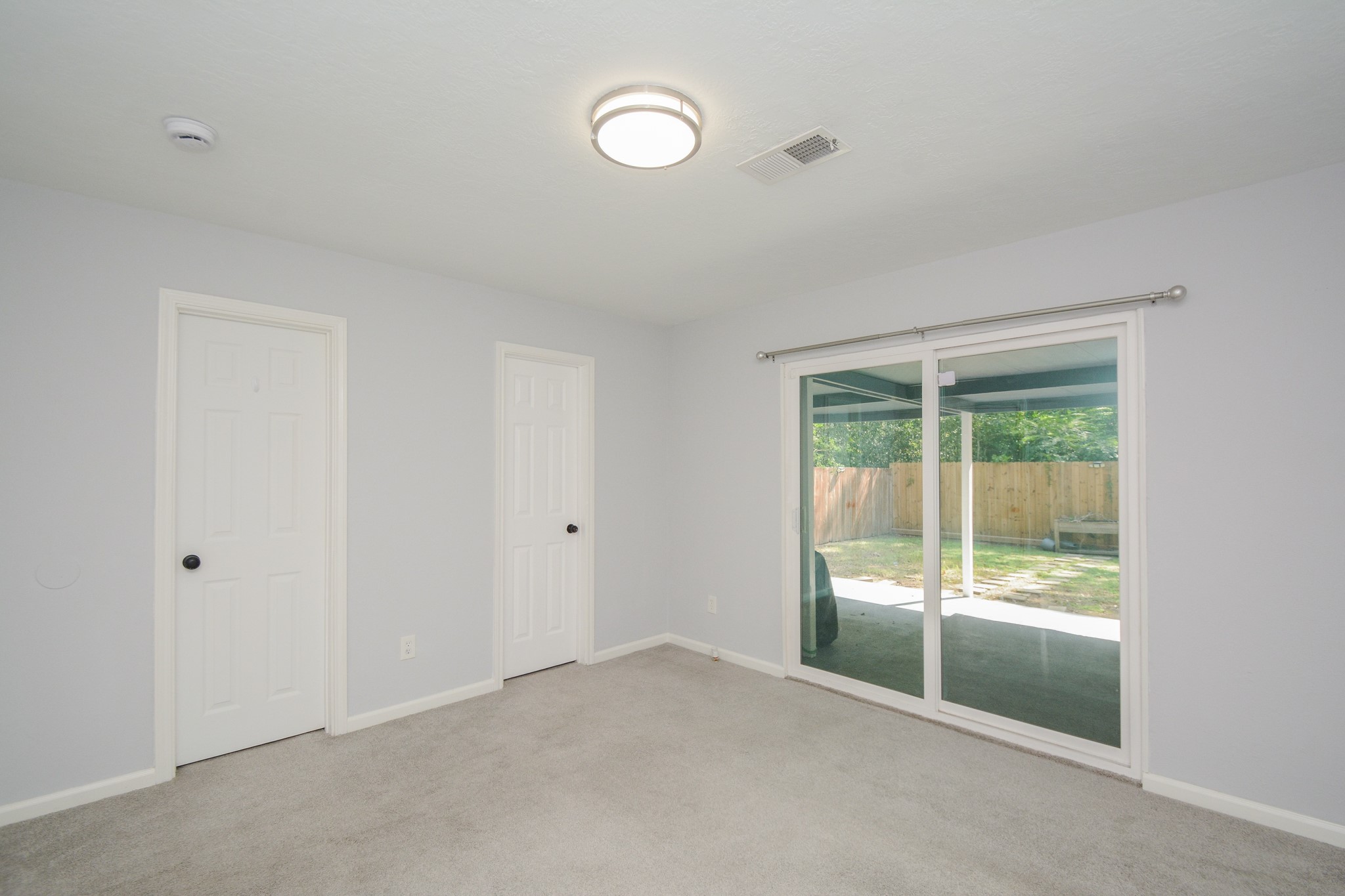116 Oakmont Drive, Conroe, TX 77301