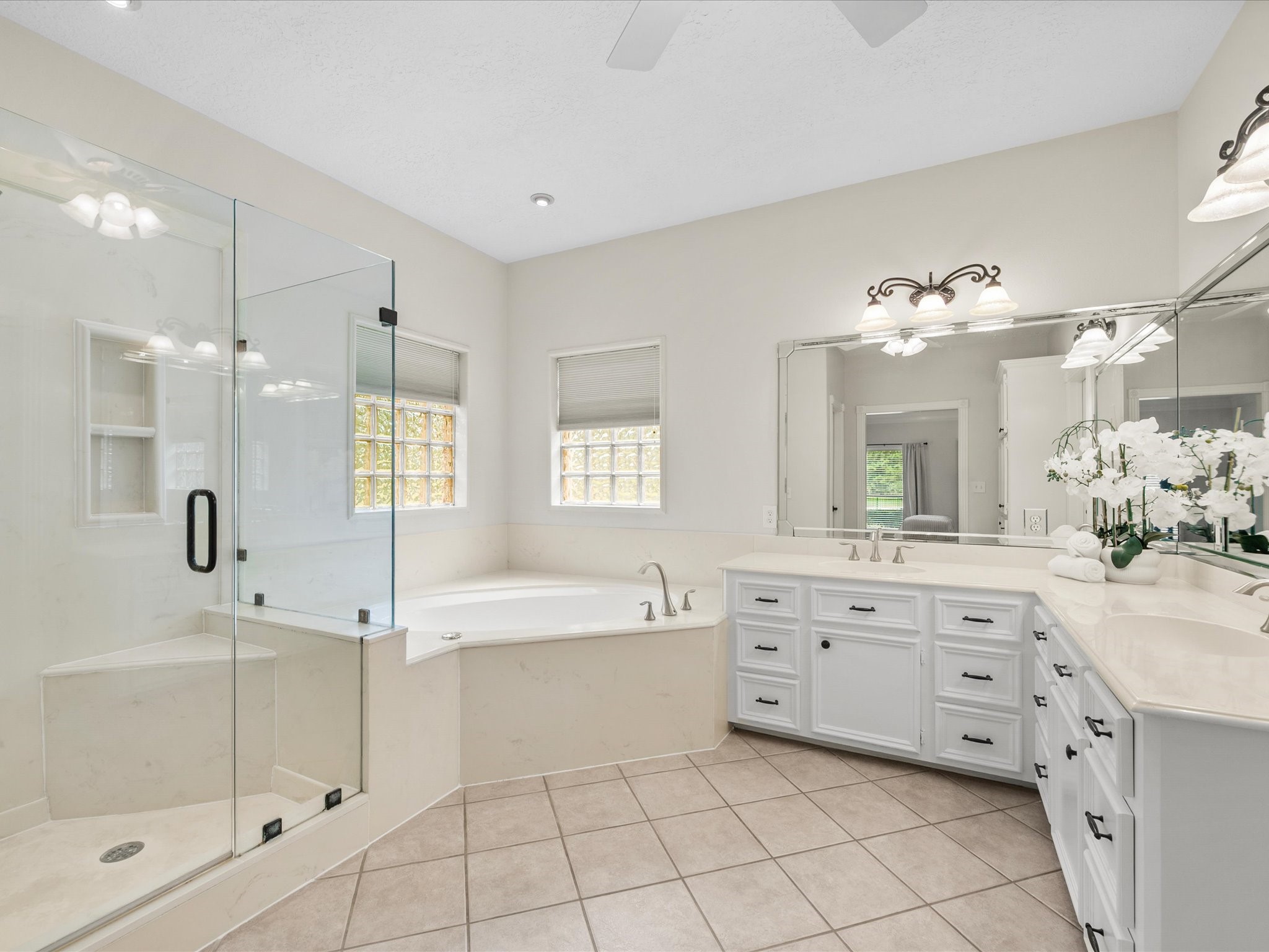 10231 Crestwater Circle, Magnolia, TX 77354