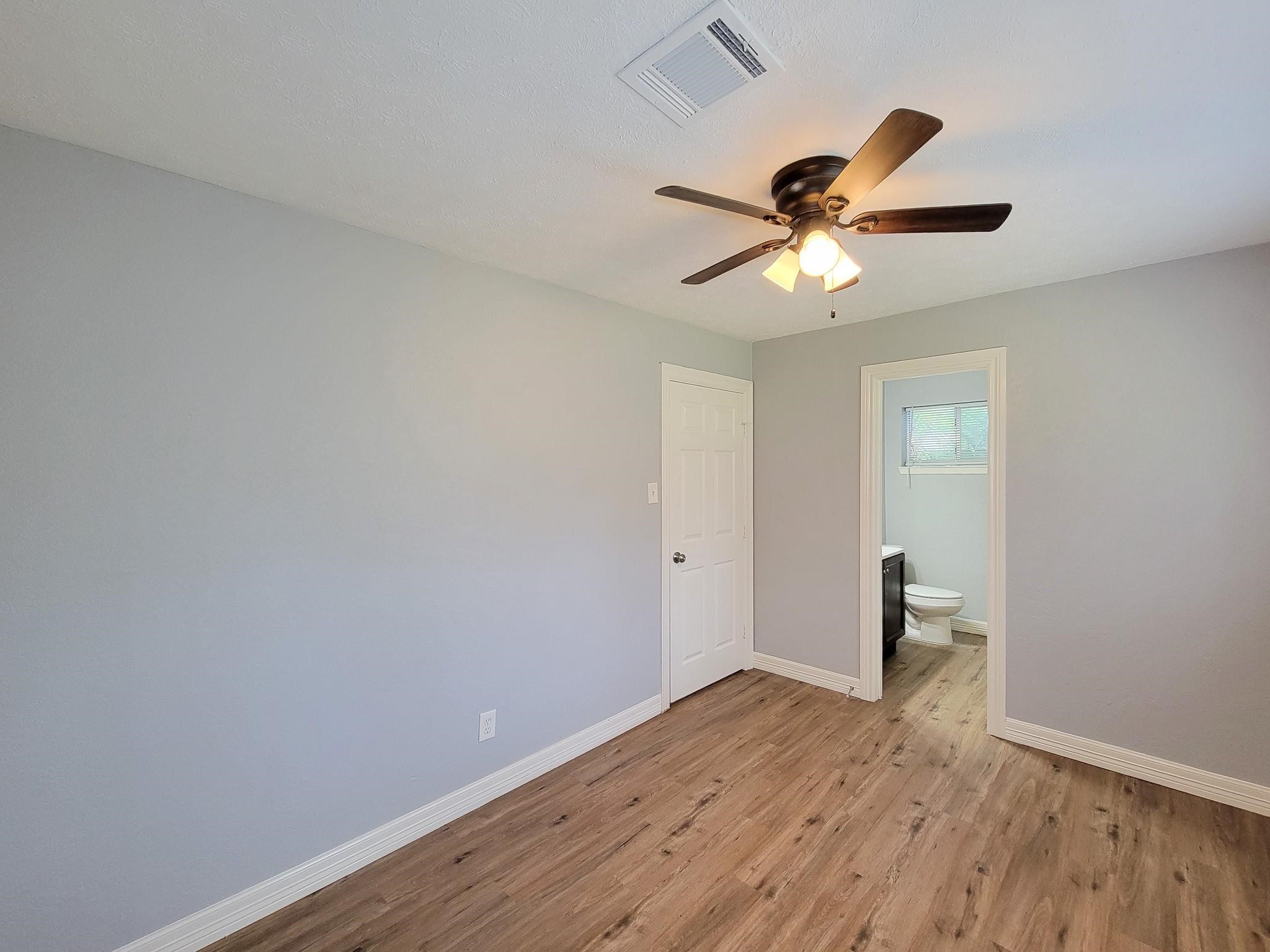 6109 Arthington Street, Houston, TX 77053