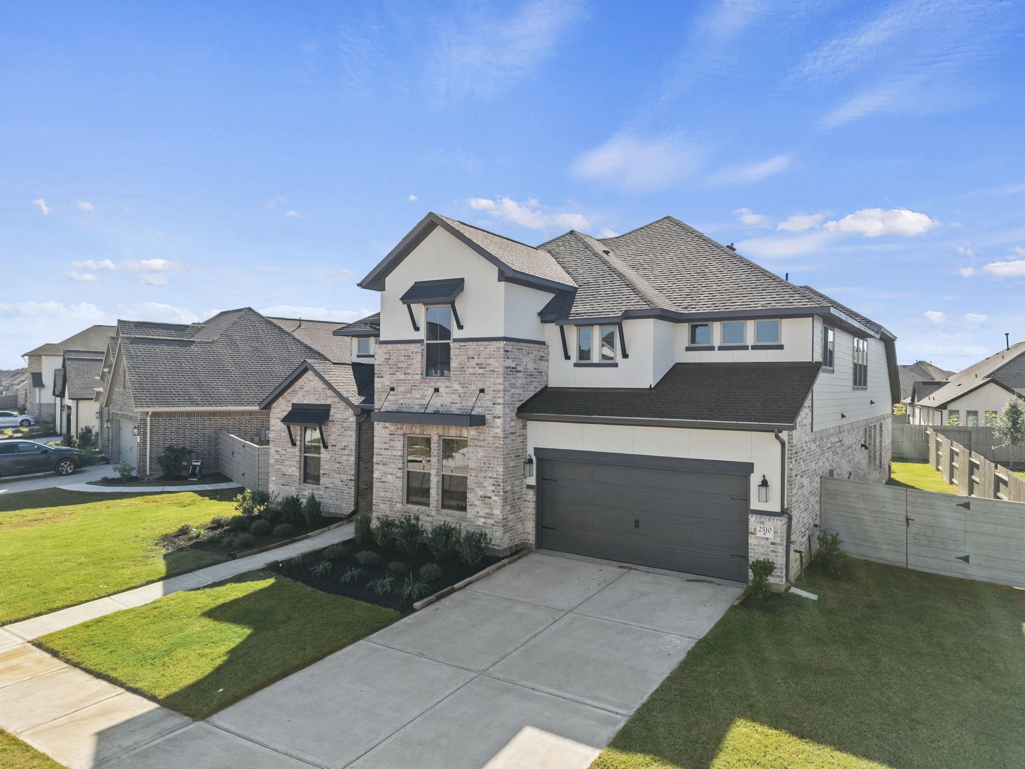 2510 Gleaming Pear Drive, Manvel, TX 77578