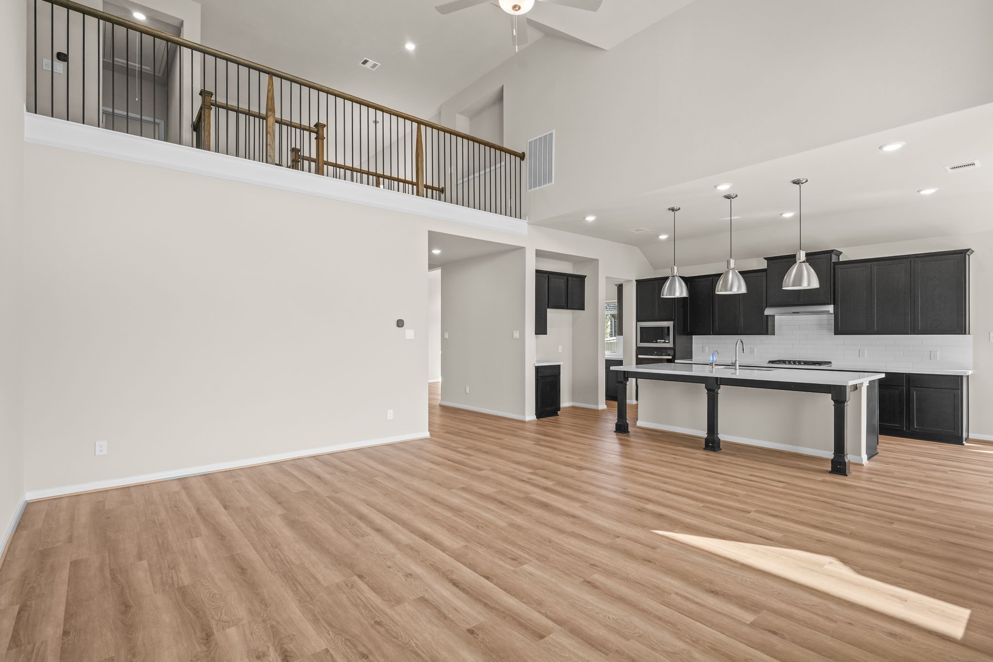 2510 Gleaming Pear Drive, Manvel, TX 77578