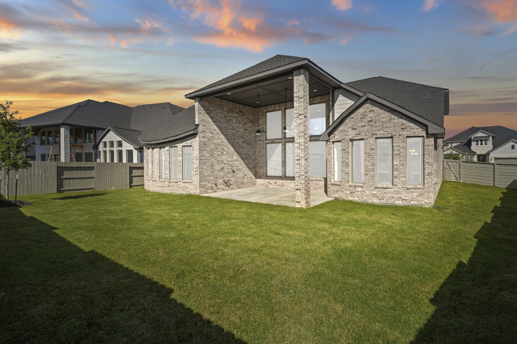2510 Gleaming Pear Drive, Manvel, TX 77578