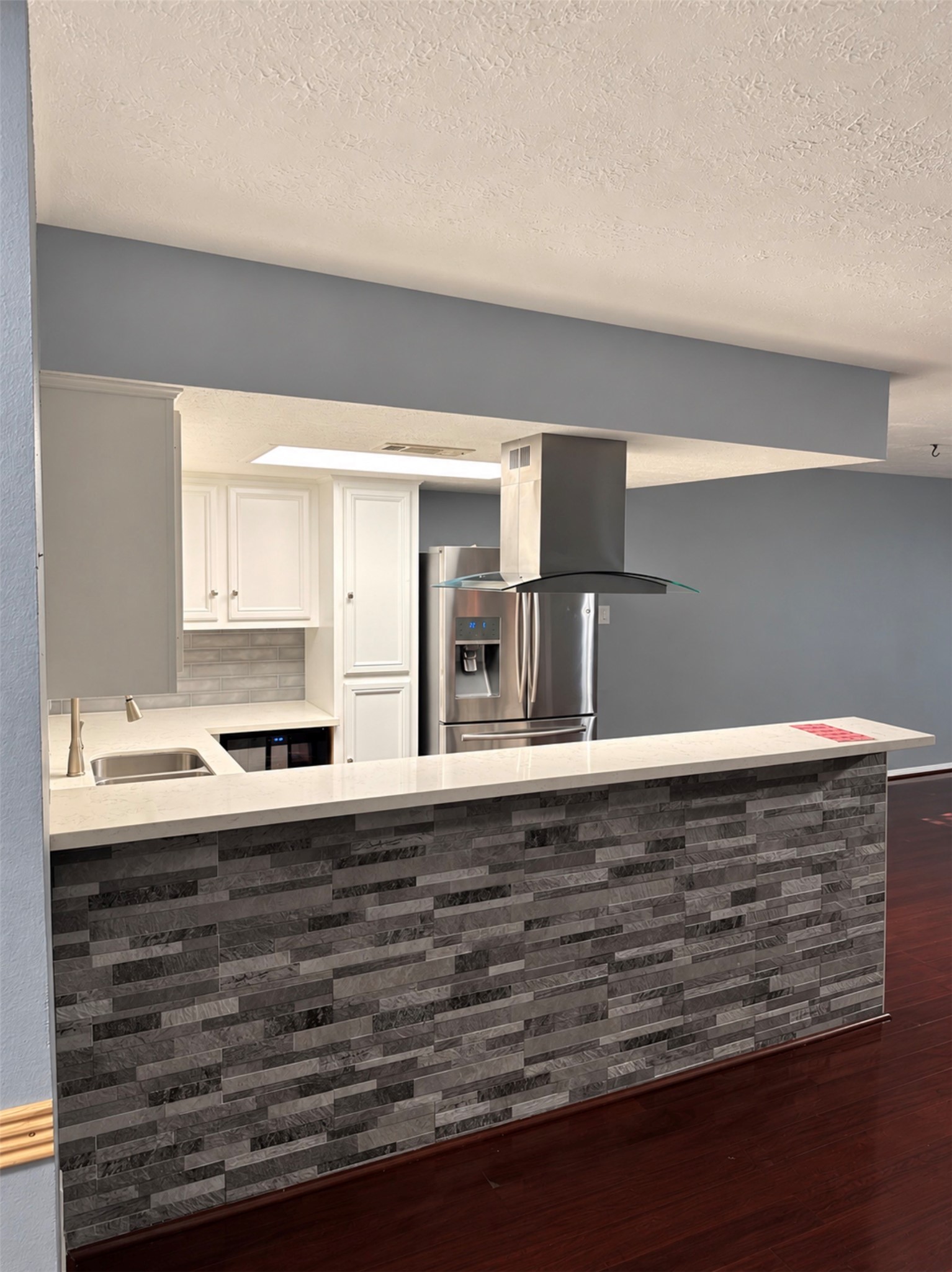 18122 Kings Row, Webster, TX 77058