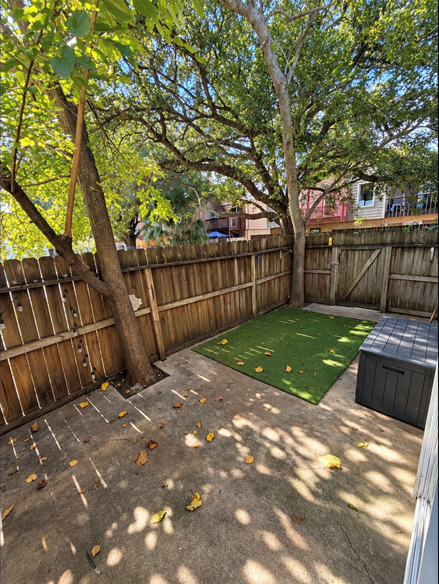 18122 Kings Row, Webster, TX 77058