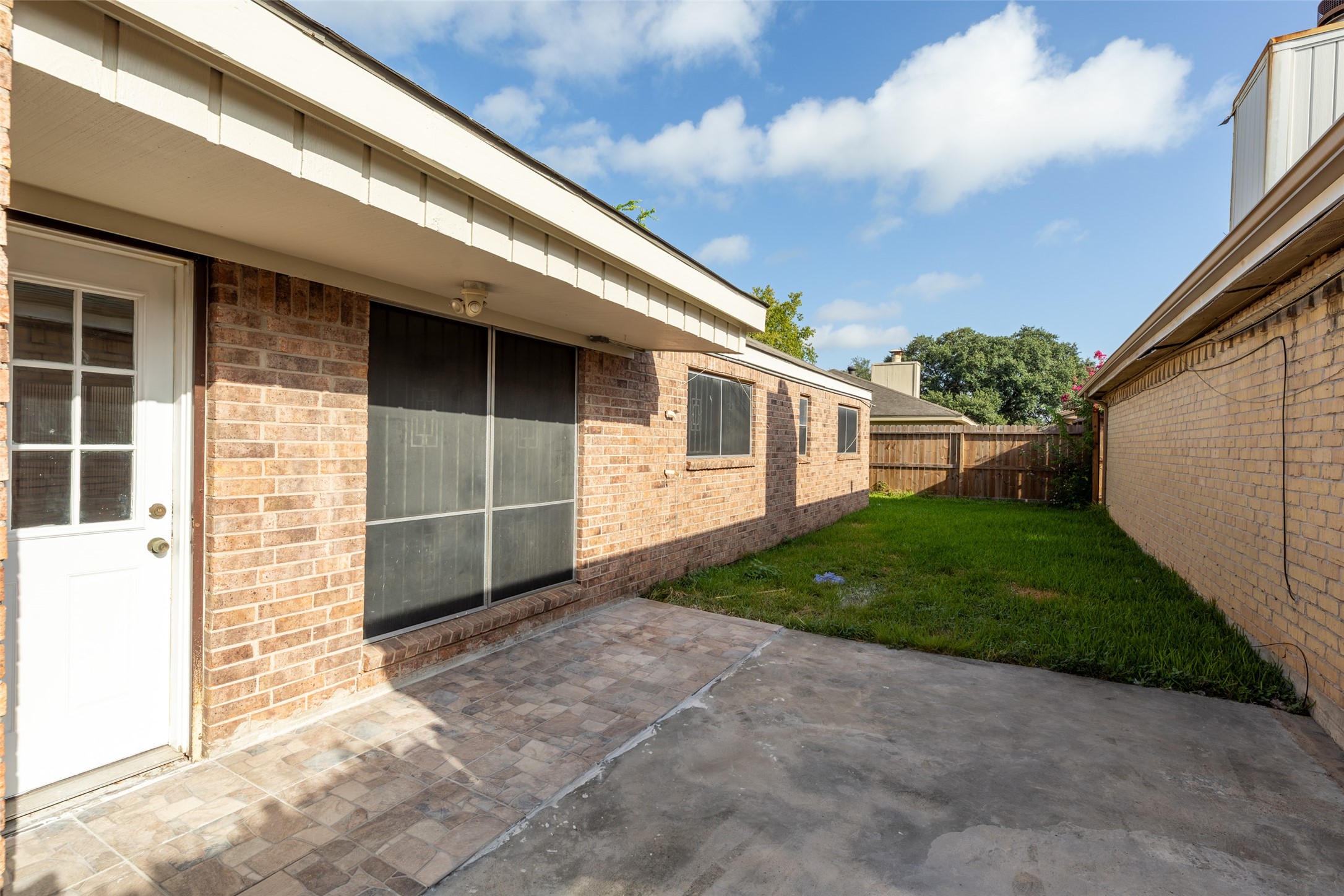 9614 Langdon Lane, Houston, TX 77036