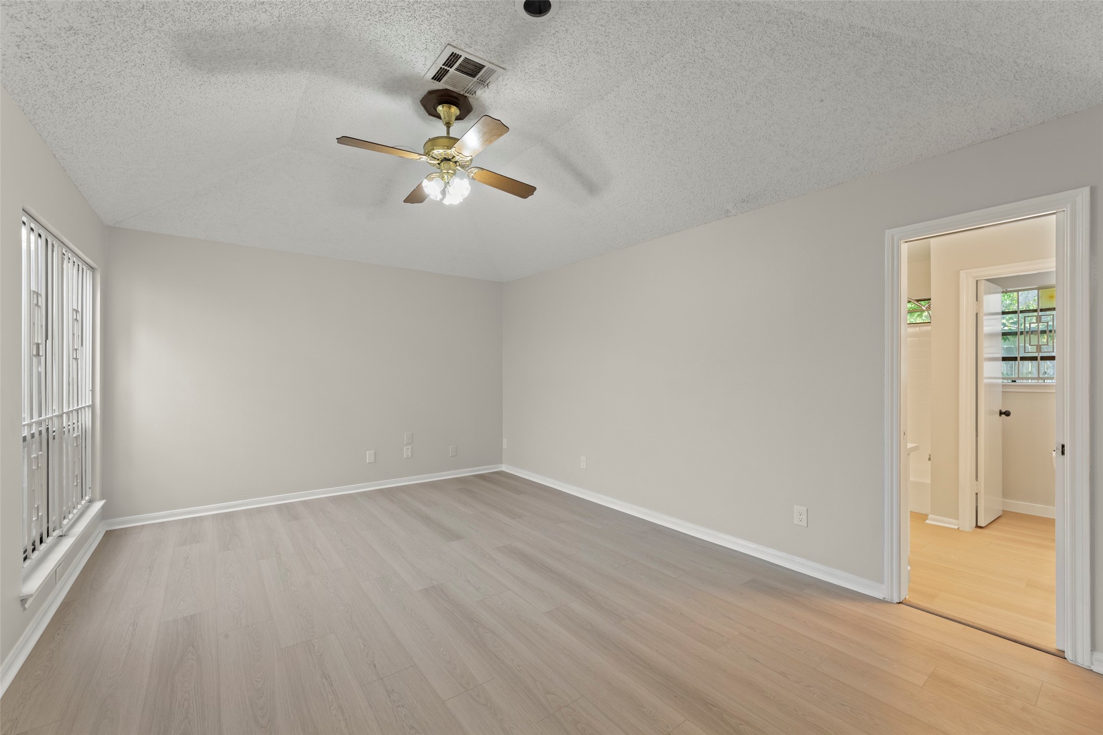 9614 Langdon Lane, Houston, TX 77036