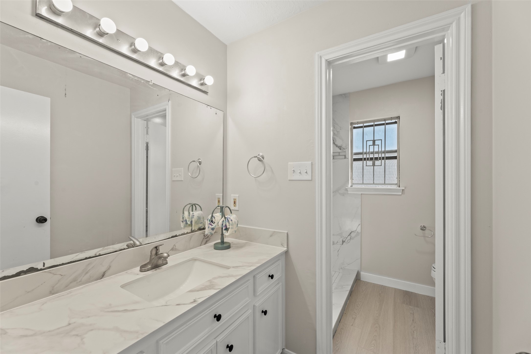 9614 Langdon Lane, Houston, TX 77036