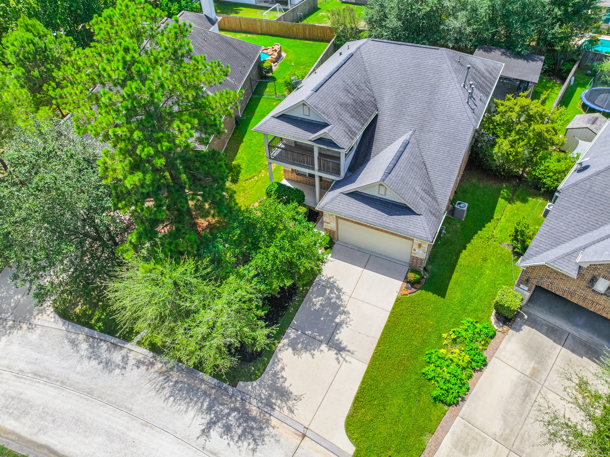 63 W Deer River Circle, The Woodlands, TX 77389