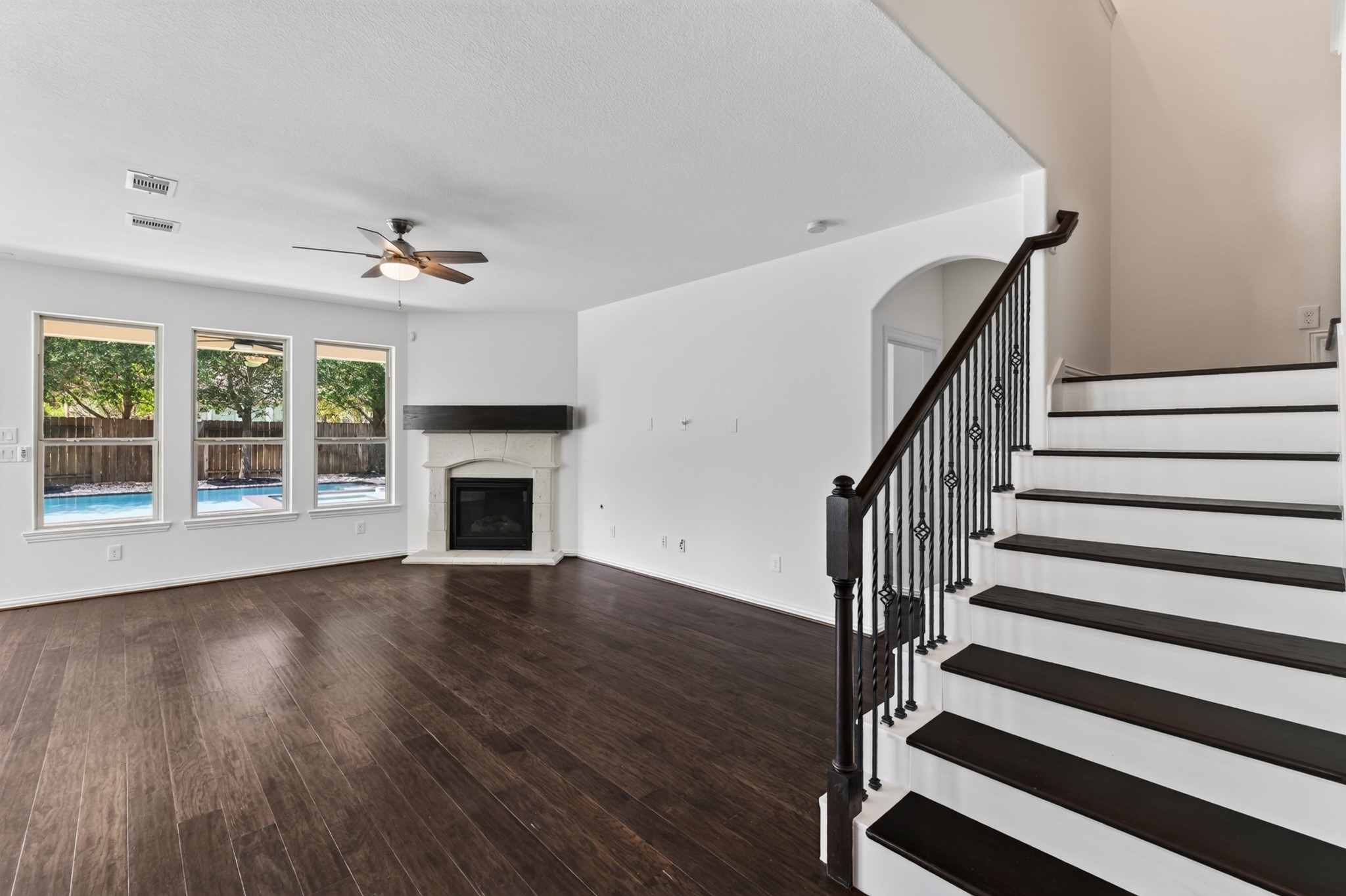 63 W Deer River Circle, The Woodlands, TX 77389