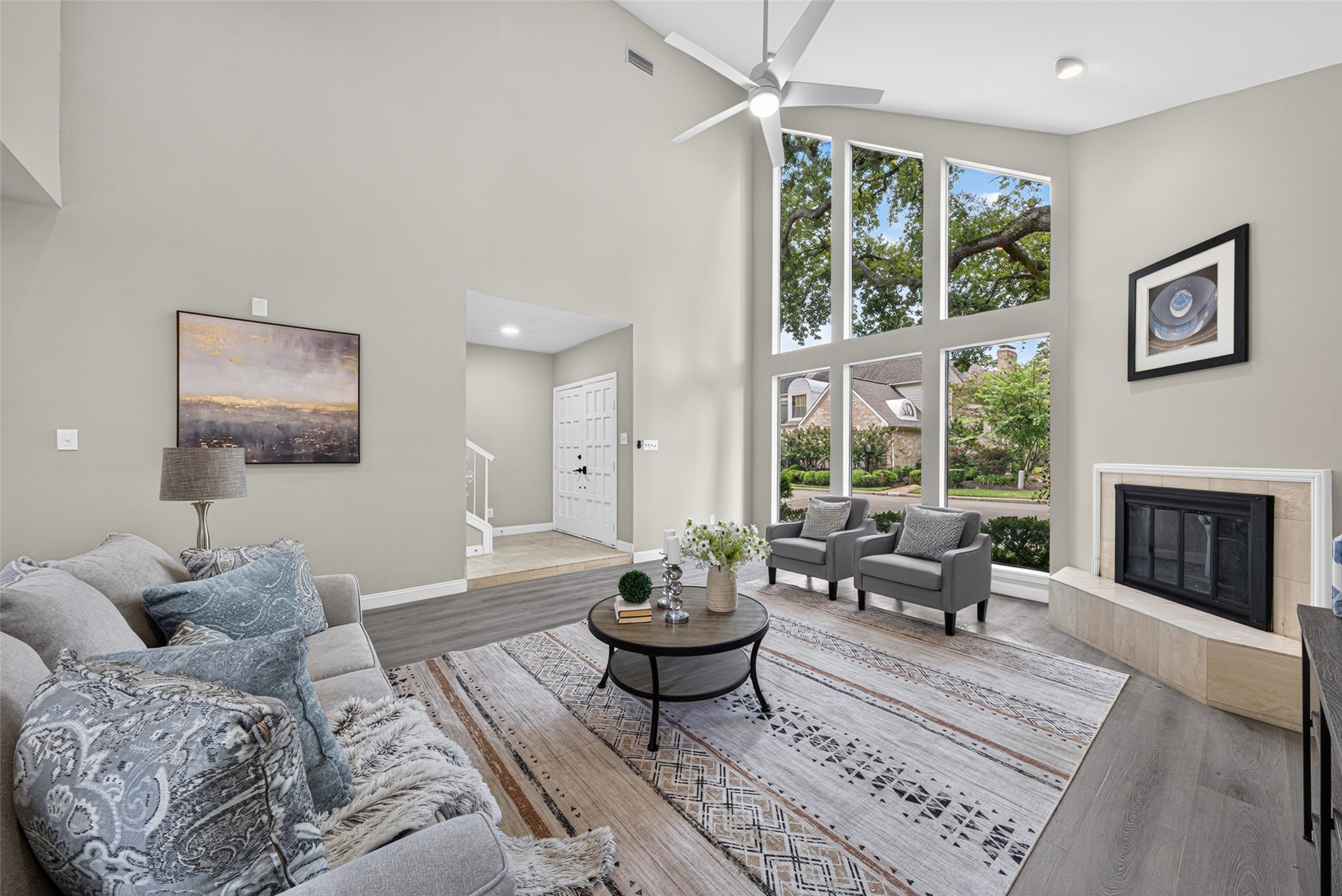 9592 Doliver Drive, Houston, TX 77063