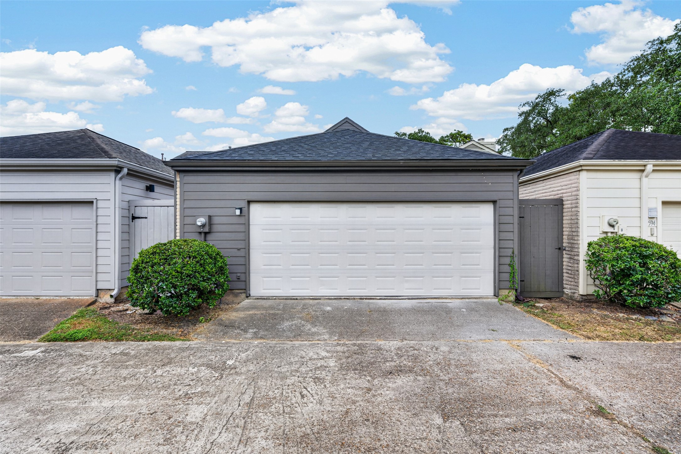 9592 Doliver Drive, Houston, TX 77063