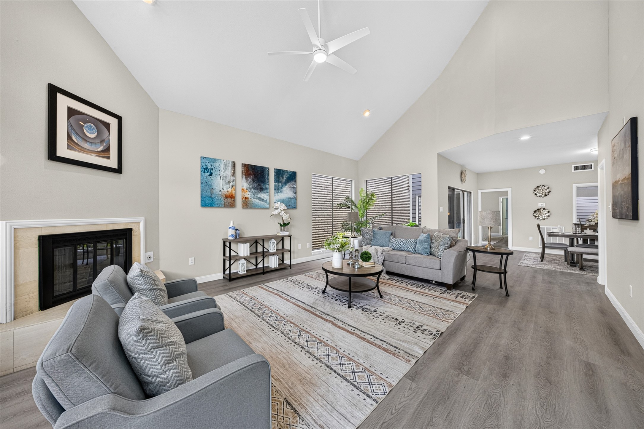 9592 Doliver Drive, Houston, TX 77063