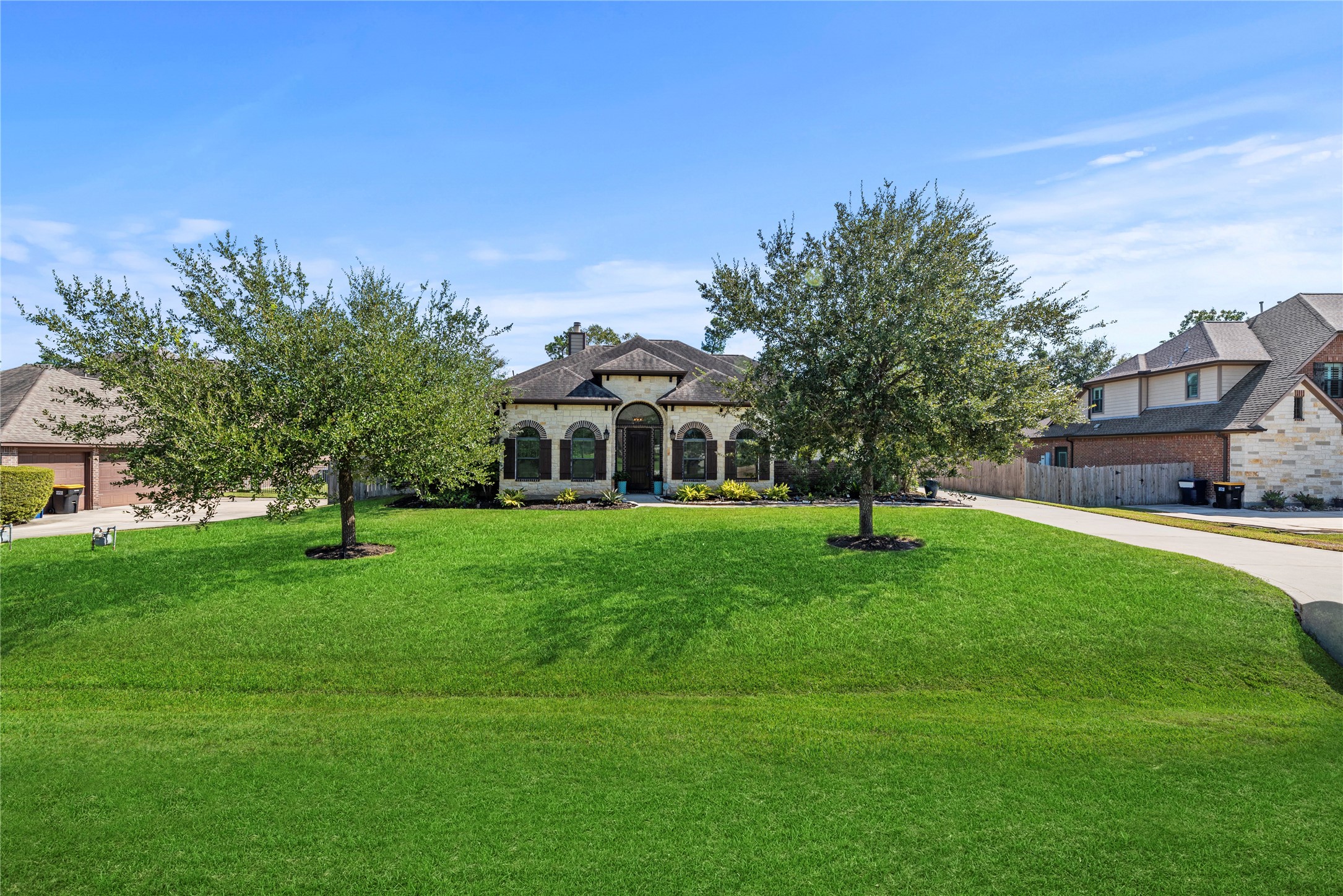 Beautiful one-story home on a 1/2 acre lot in Mostyn Manor.