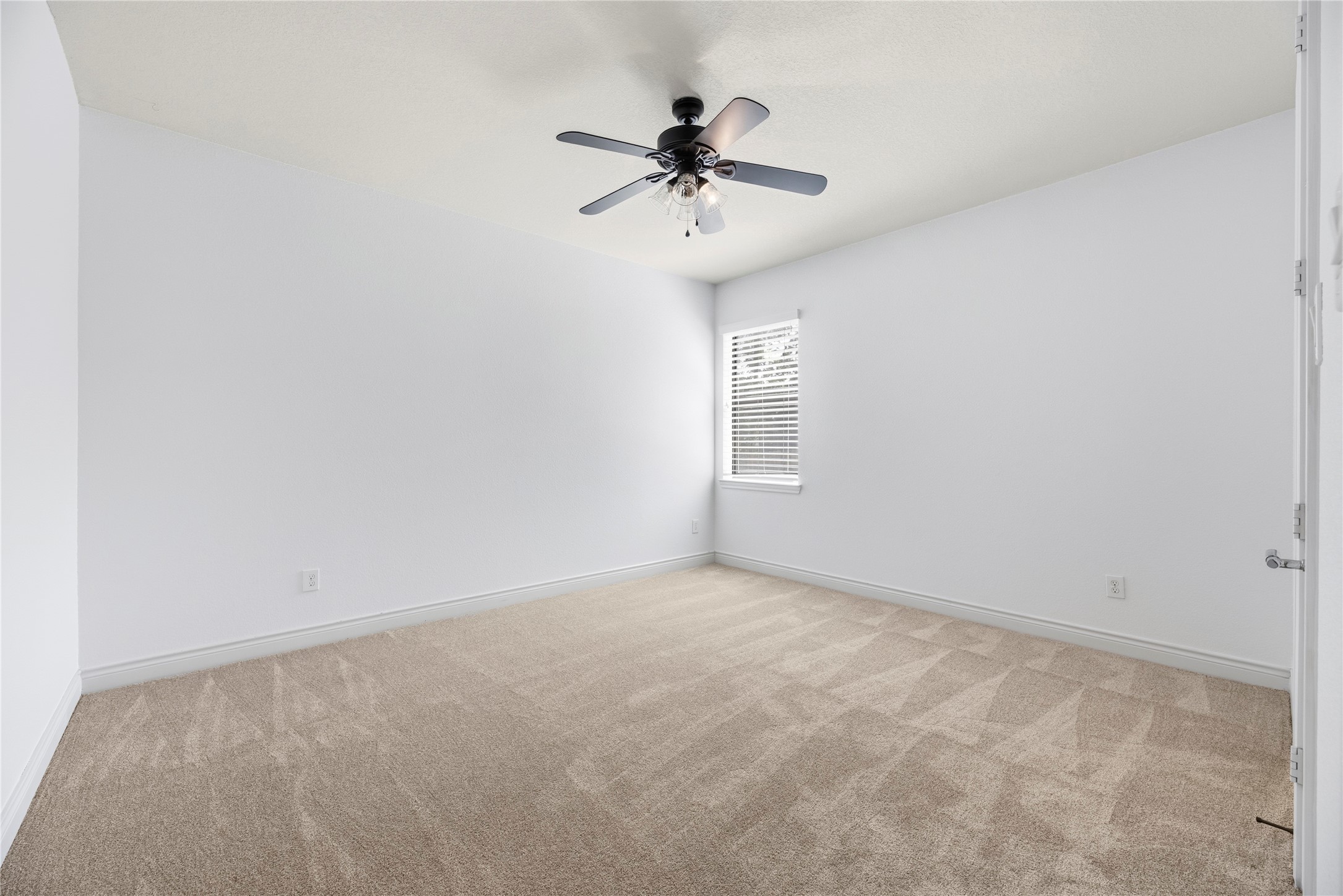 Both secondary bedrooms offer plush carpet, ceiling fans, large closets and a Jack 'n Jill bathroom.