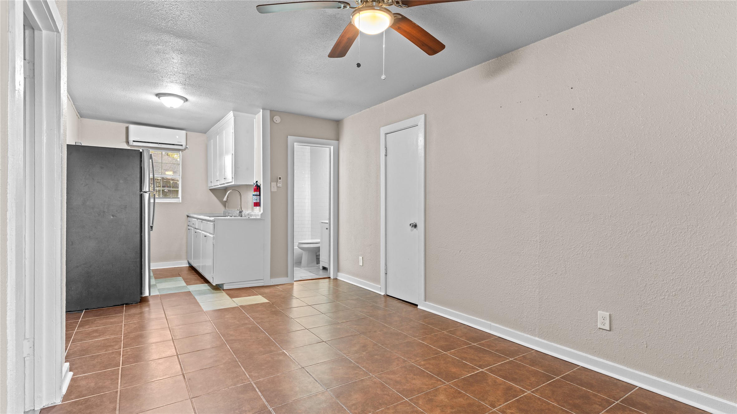3335 Tuam Street, #1, Houston, TX 77004 3335 Tuam Street, #1, Houston, TX 77004