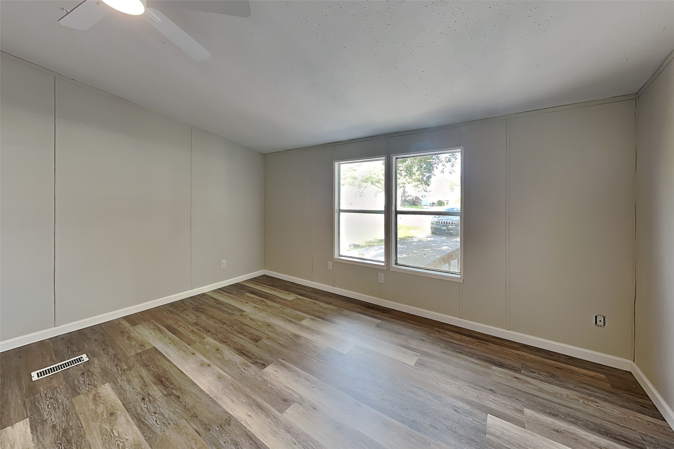 16211 Kelcey Circle, Magnolia, TX 77355