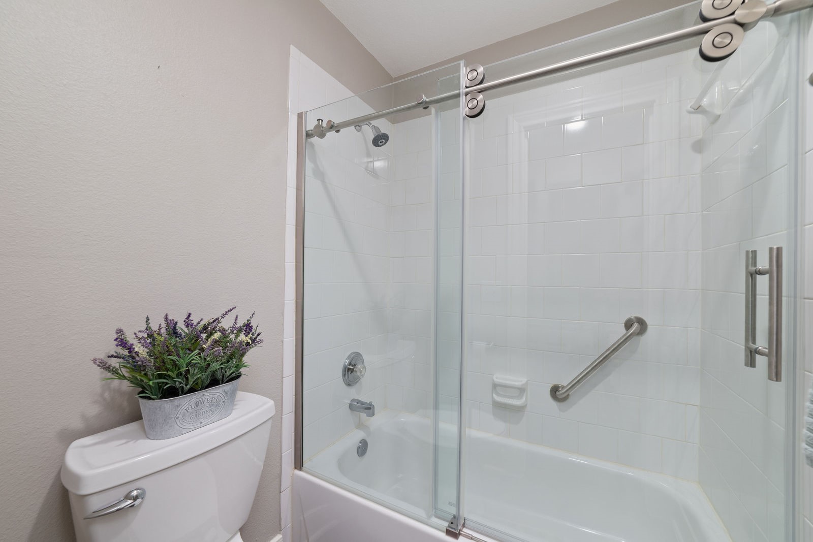 Secondary bathroom